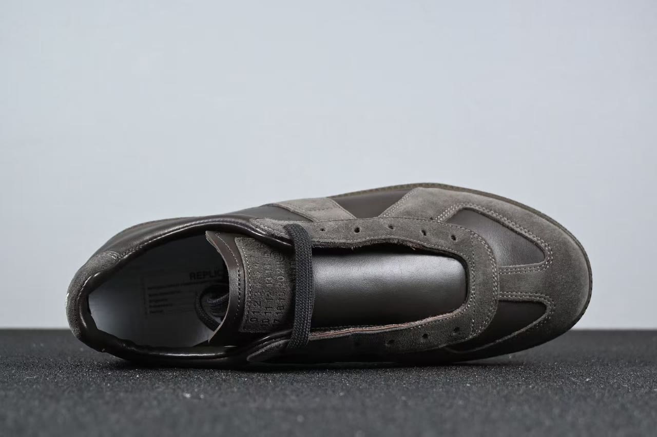 Maison Margiela Replica GAT Sneakers — Brown 4