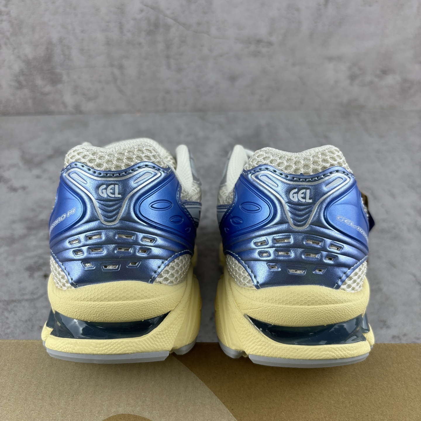ASICS Gel-Kayano 14 1202A537-102 2