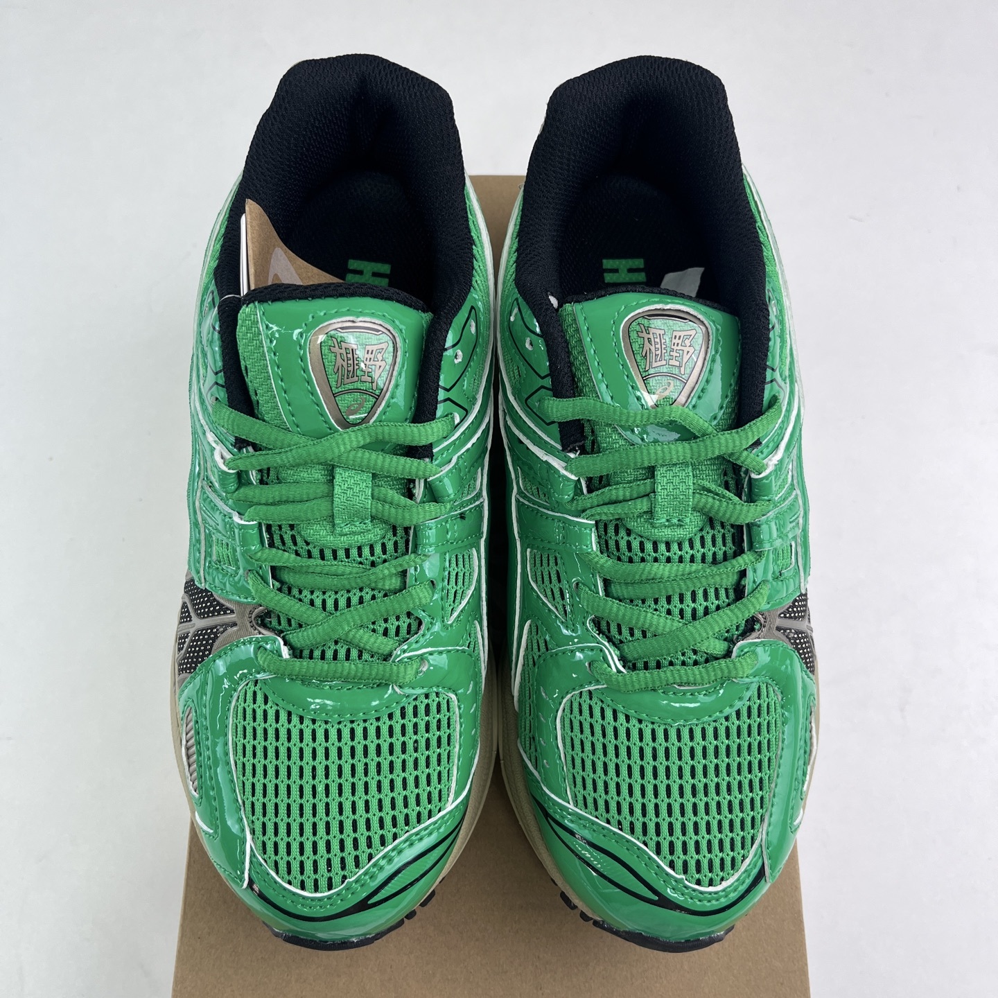 ASICS Gel-Kayano 14 1203A350-300 manufacturer view 2