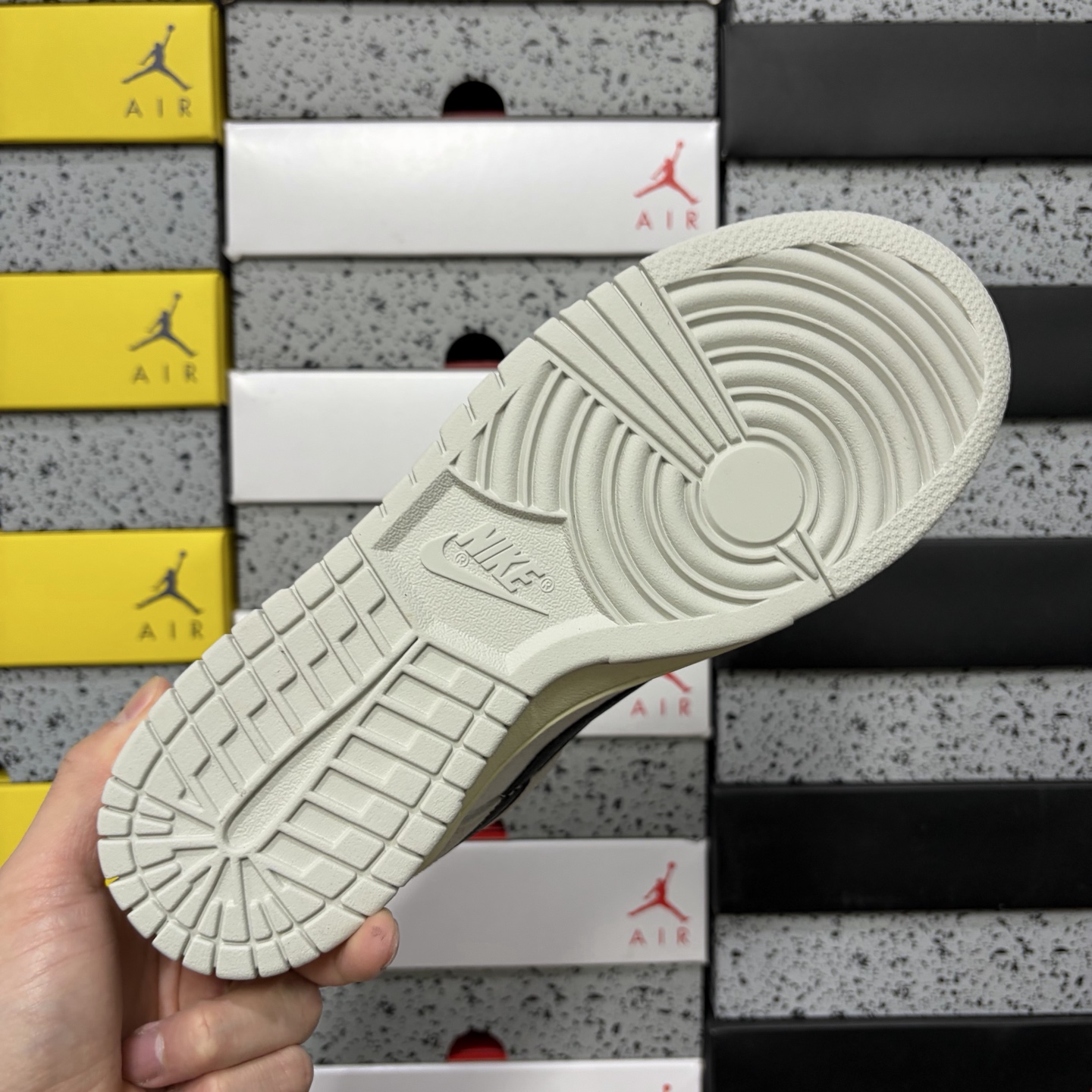 Nike DUNK LOW DD9776-068 2