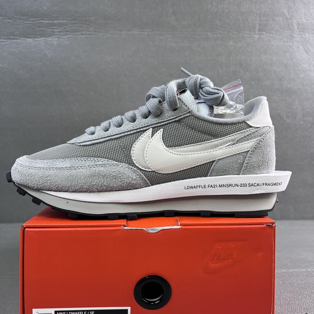 Nike SACAI x NK DH2684-001 2