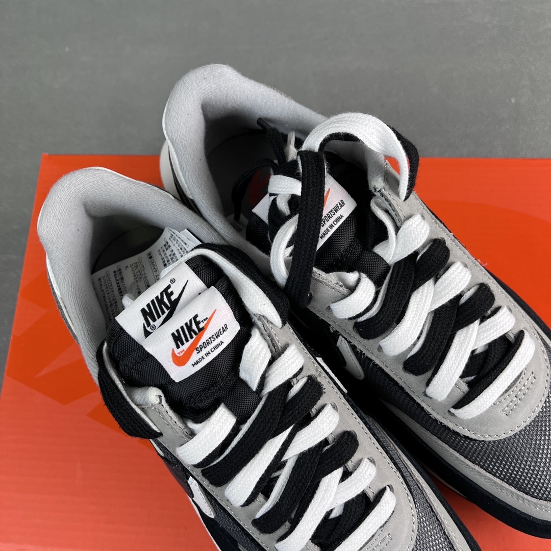 Nike SACAI x NK BV0073-001 2