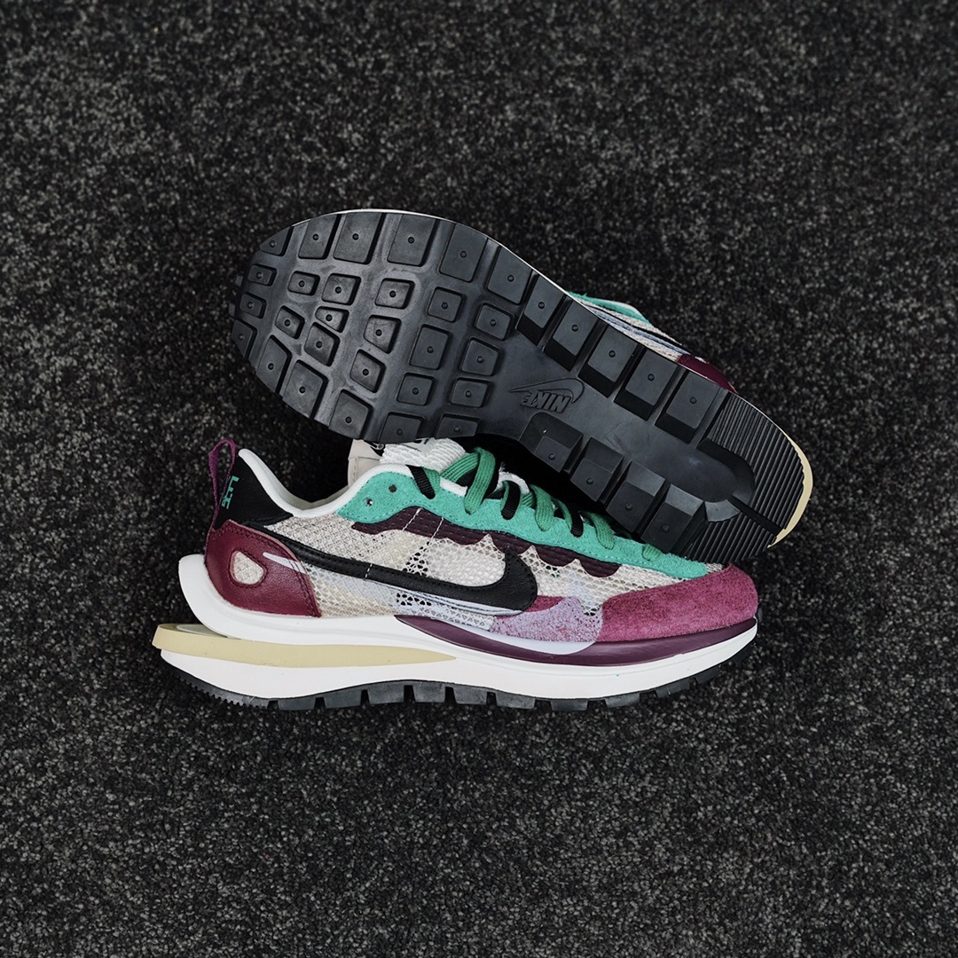 Nike SACAI x NK DD3025-200 3