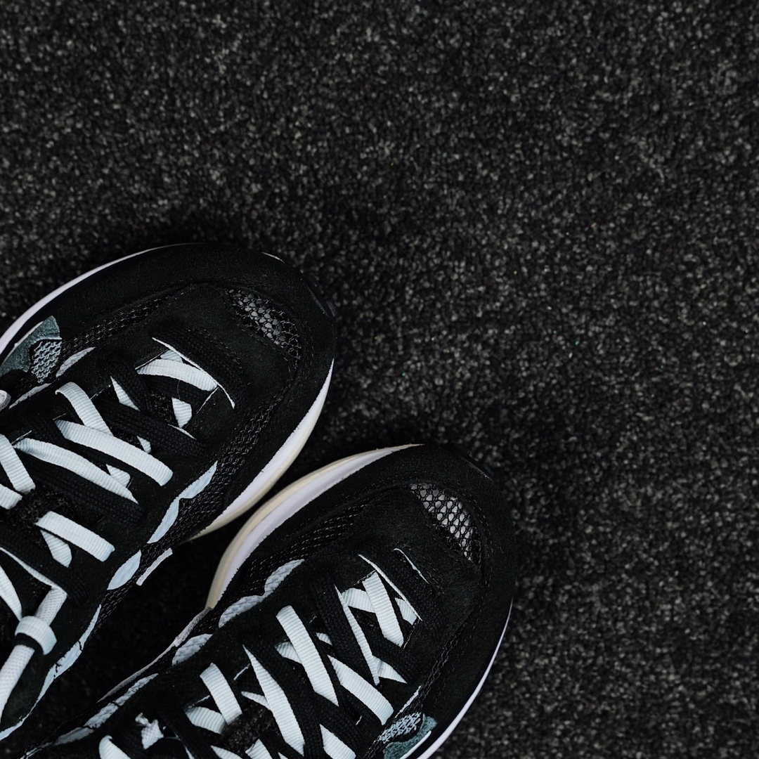 Nike SACAI x NK CV1363-001 2