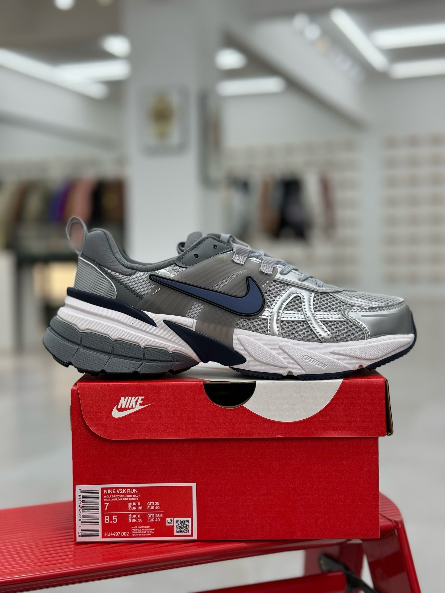 Nike V2K HJ4497-002