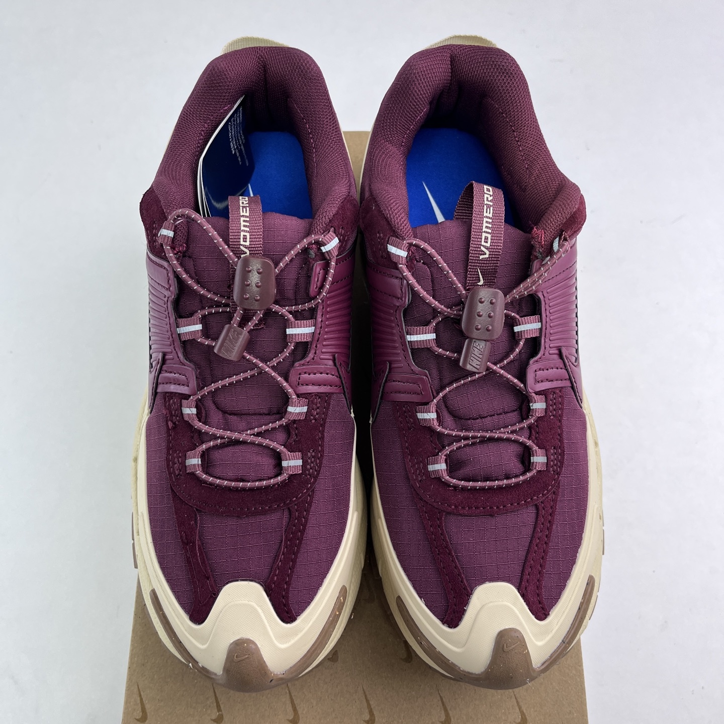 Nike Vomero Roam 5 Roam HQ2181-700 2