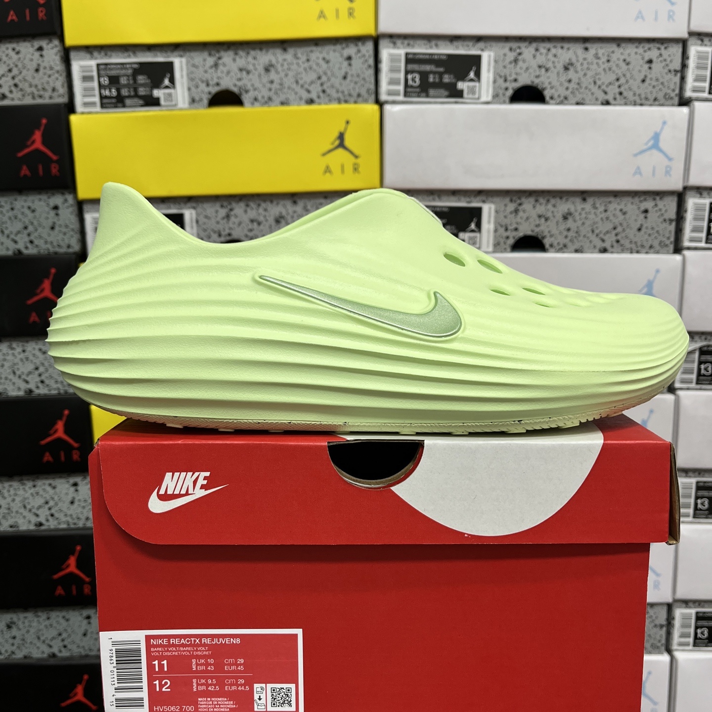 Nike ReactX Rejuven8 HV5062-700