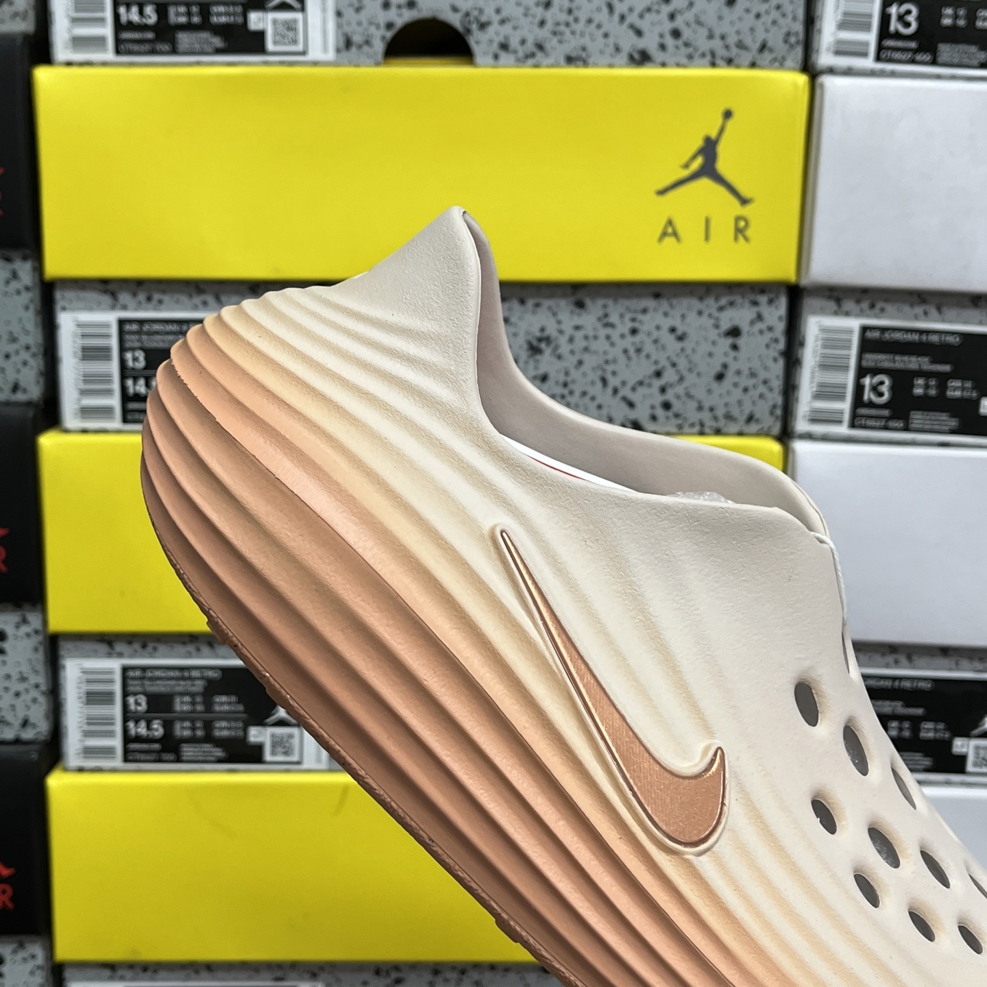 Nike ReactX Rejuven8 HV5062-802 4