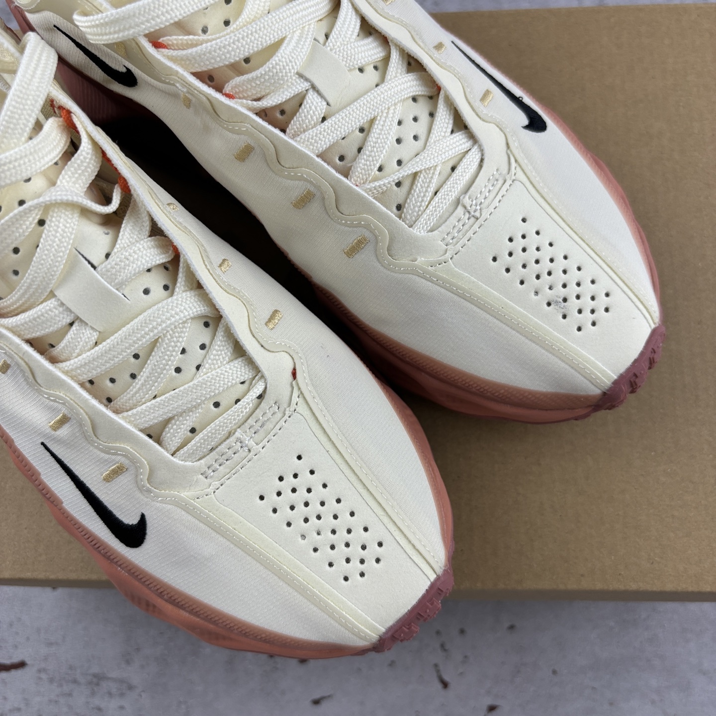Nike HYEIN SEO x Ava Rover Ava Rover DX4215-204 3