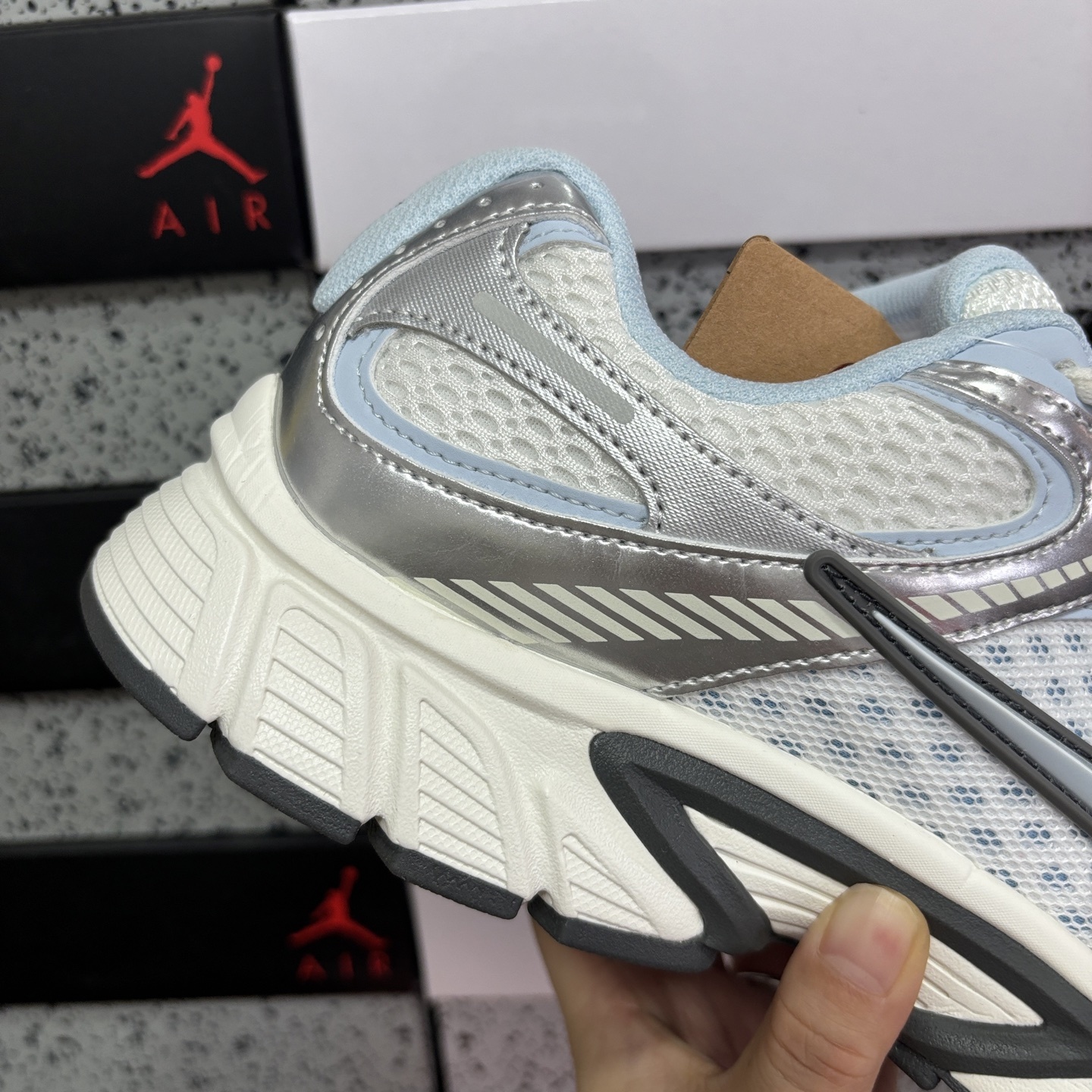 Nike V5 RNR HQ7901-103 2
