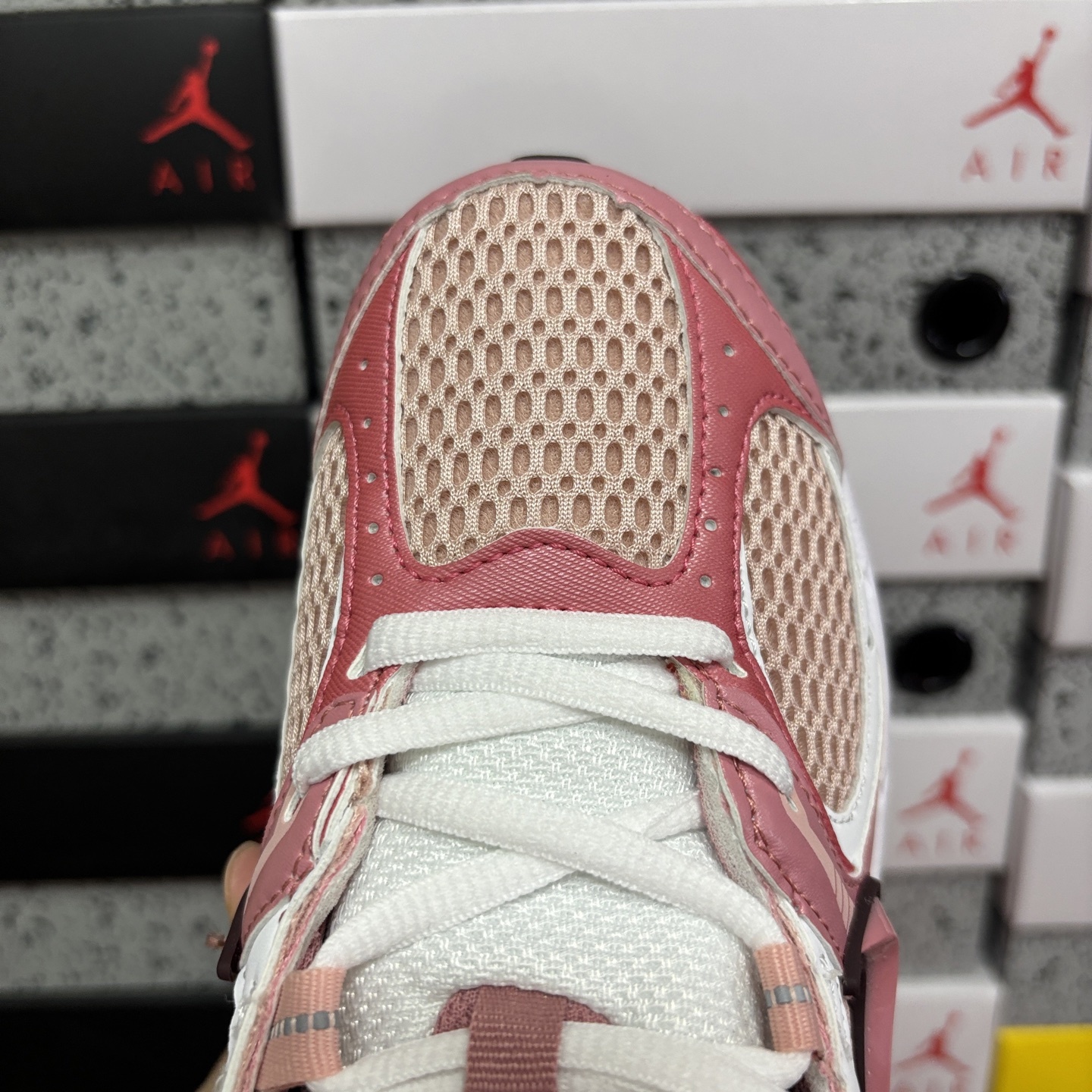 Nike V5 RNR IF2330-600 4