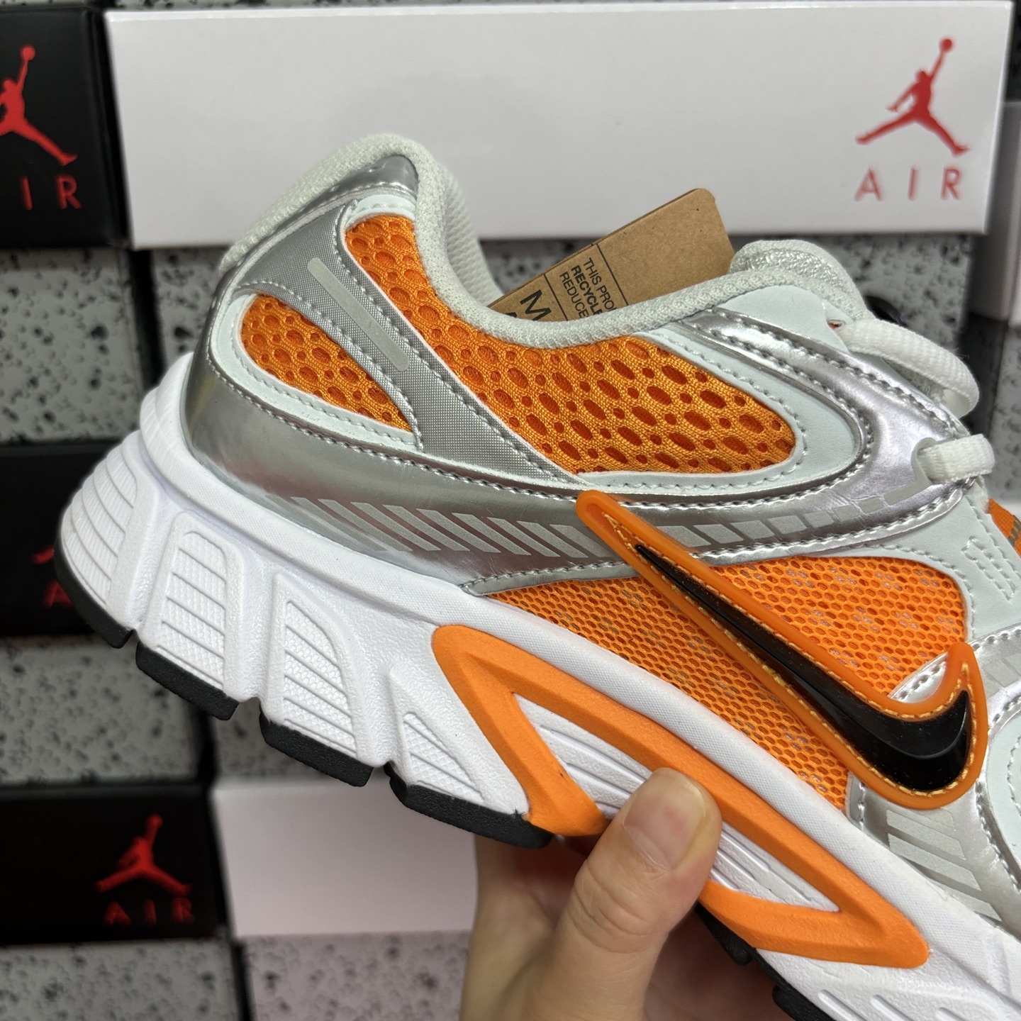 Nike V5 RNR HJ5228-800 2