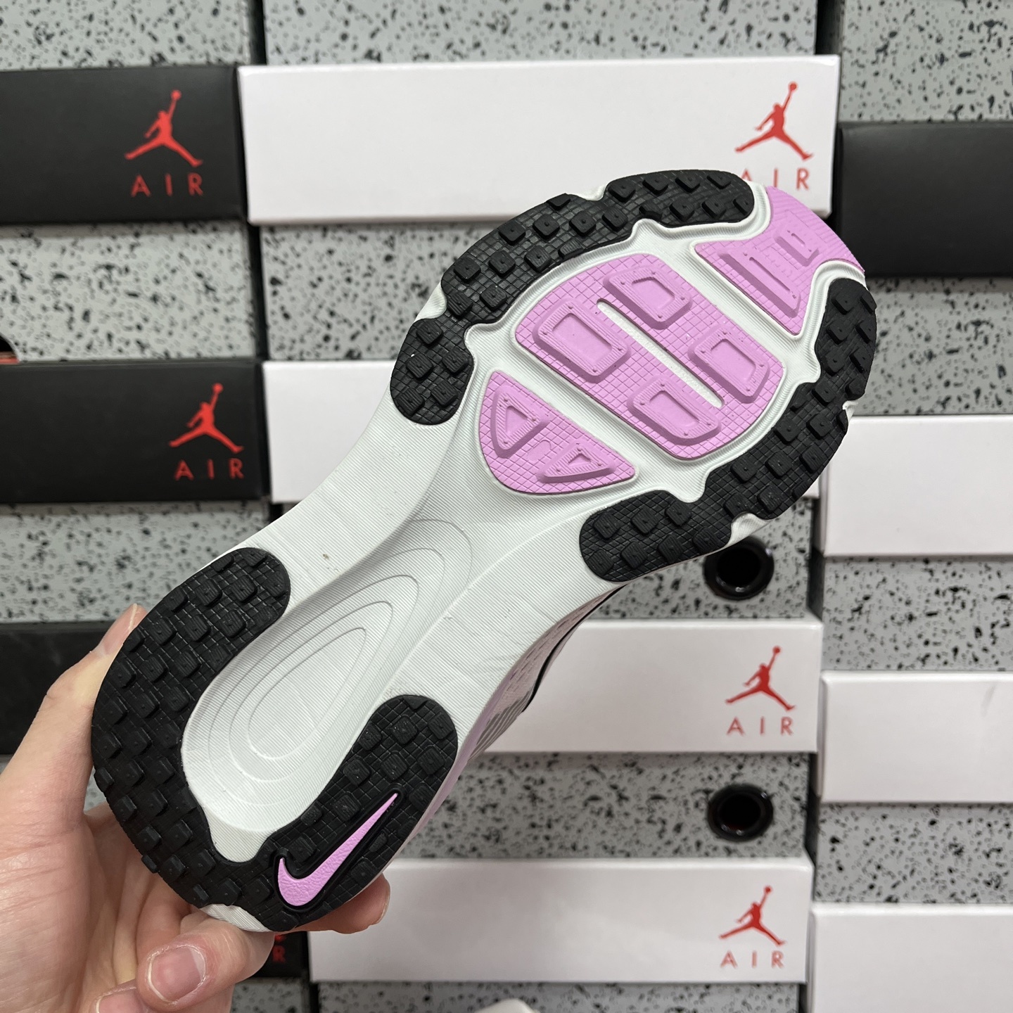 Nike Air Zoom Vomero 18 IM2503-133 2