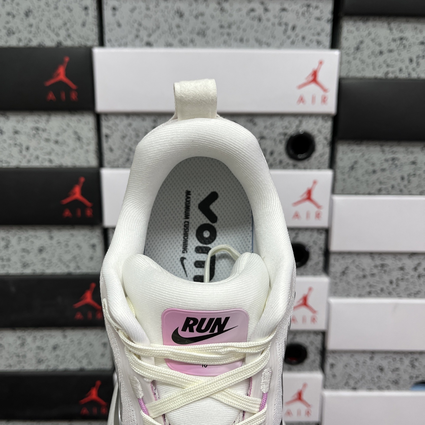 Nike Air Zoom Vomero 18 IM2503-133 3