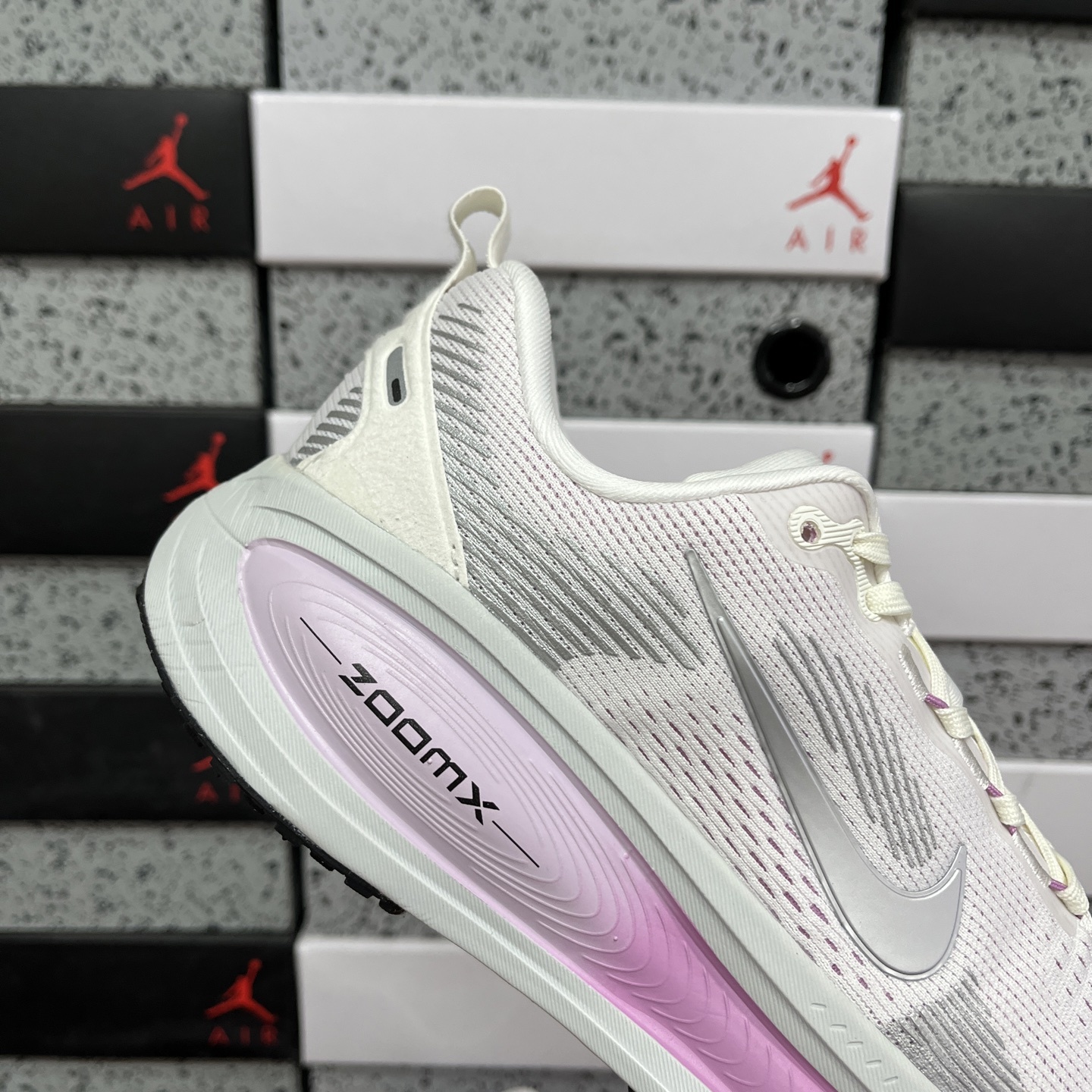Nike Air Zoom Vomero 18 IM2503-133 4
