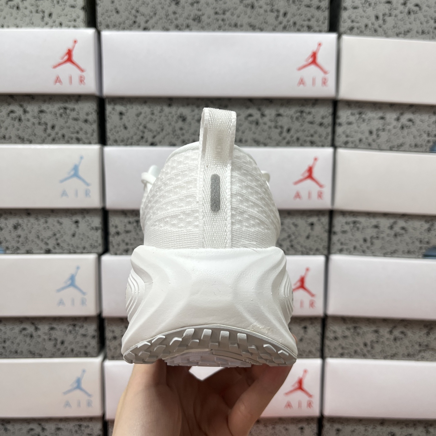 Nike Air Zoom Vomero Plus 2HV8150-102 2