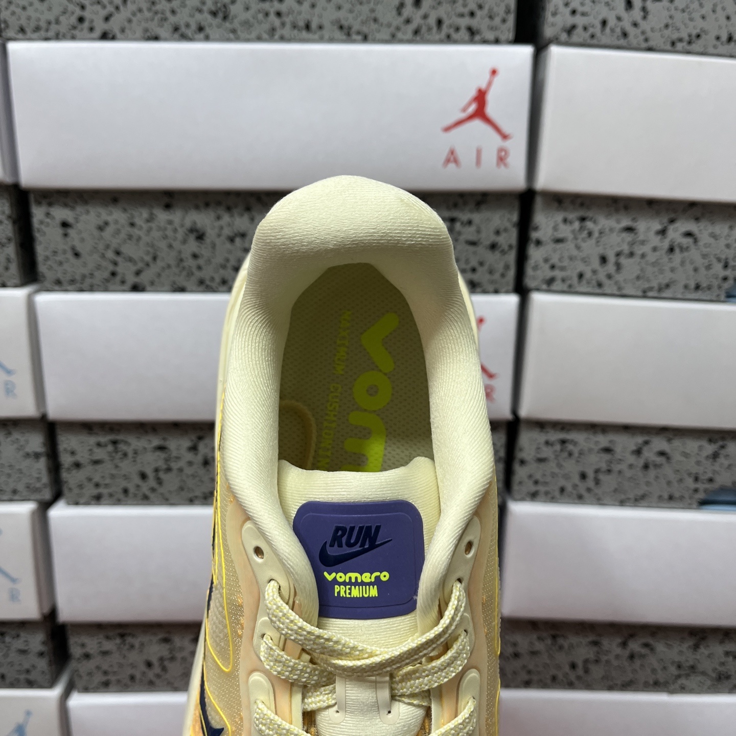 Nike Air Zoom Zoom Premium HQ2050-401 3