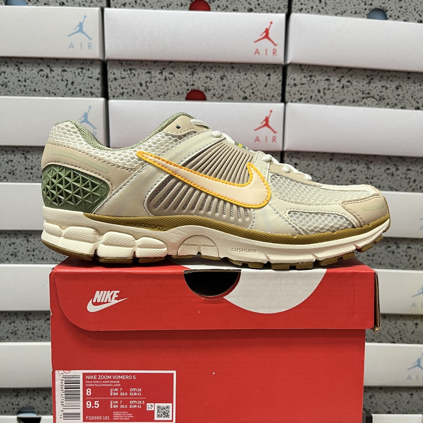 Nike Vomero5 FQ6868-181