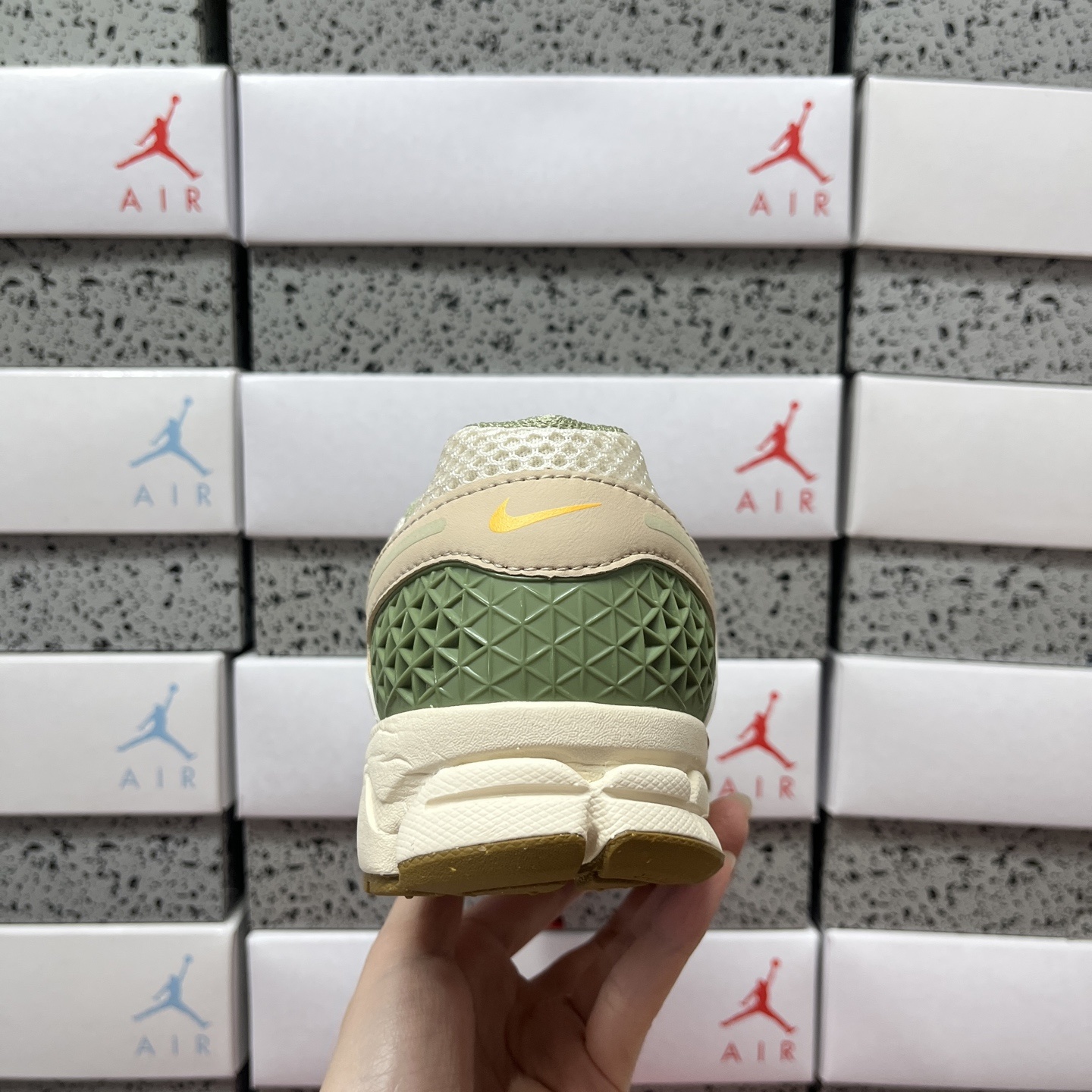 Nike Vomero5 FQ6868-181 2
