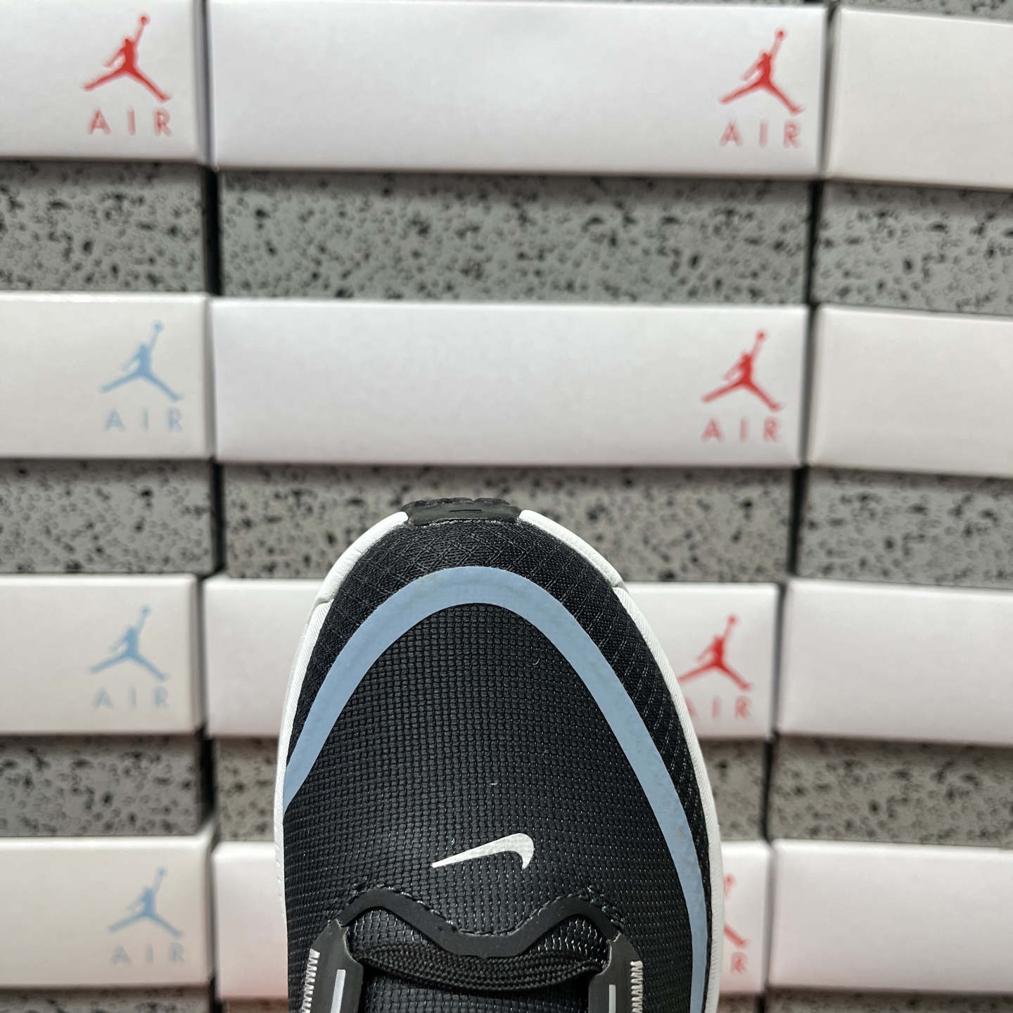 Nike Air Zoom Vomero Plus HQ700-002 3
