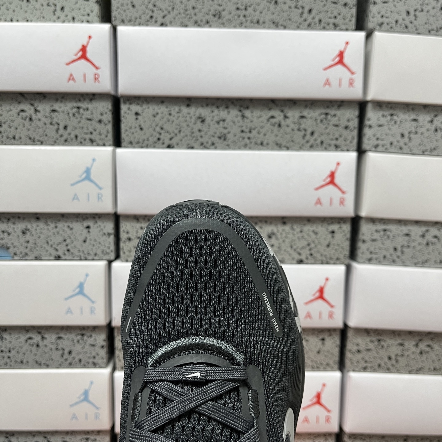 Nike Air Zoom Vomero Plus IM6010-060 manufacturer view 3