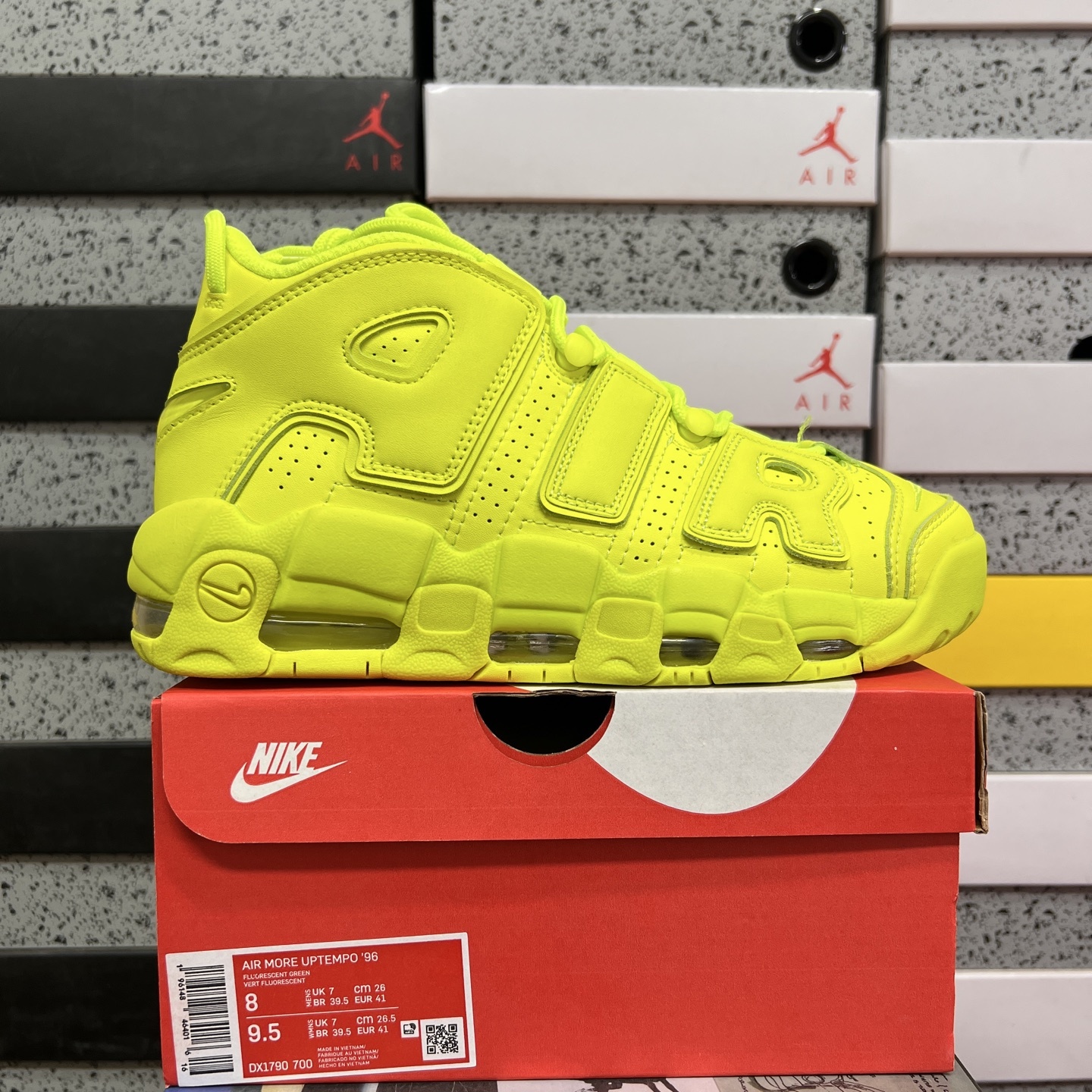 Nike AIR MORE UPTEMPO '96 2DX1790-700
