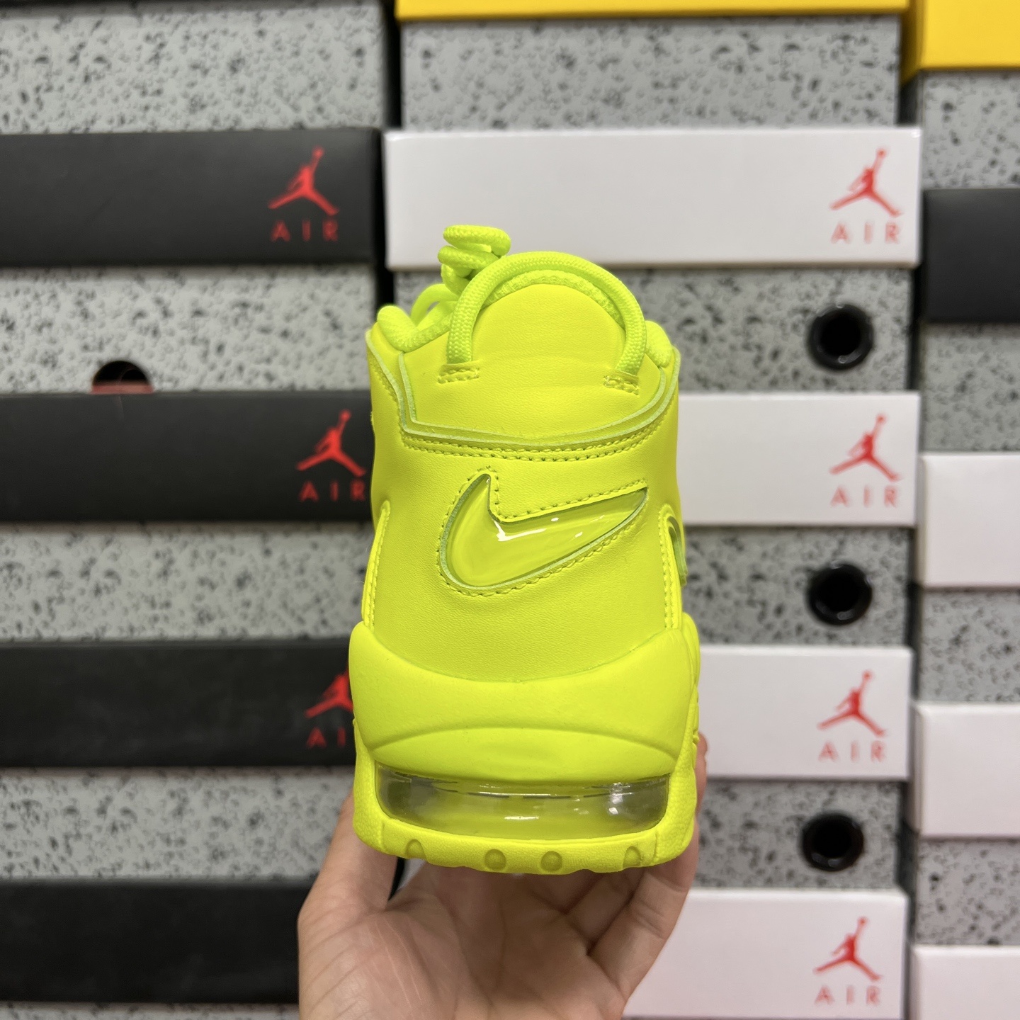 Nike AIR MORE UPTEMPO '96 2DX1790-700 2