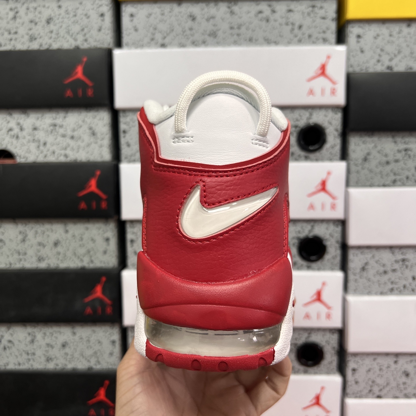 Nike AIR MORE UPTEMPO '96 414962-100 2