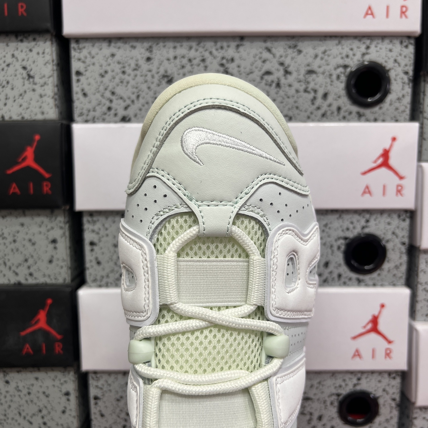 Nike AIR MORE UPTEMPO '96 917593-300 3