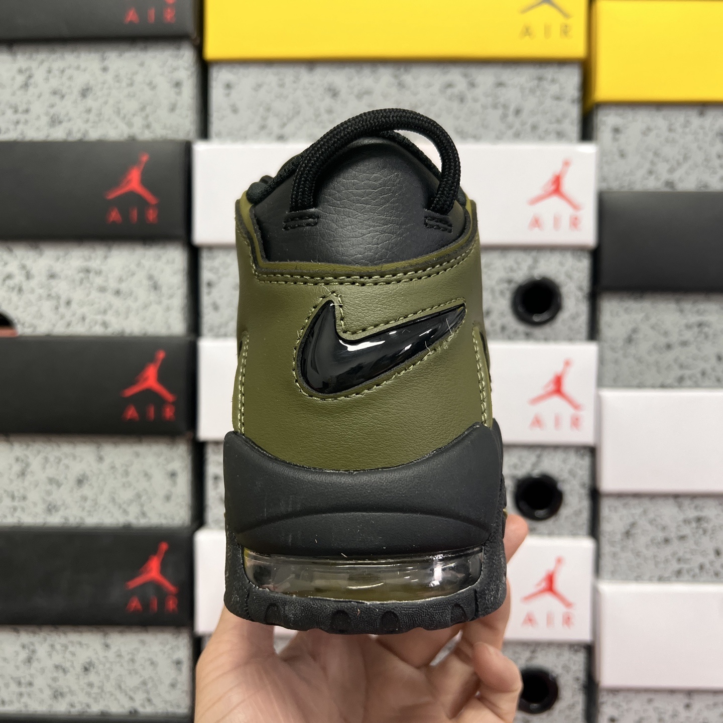 Nike AIR MORE UPTEMPO '96 DH8011-001 2