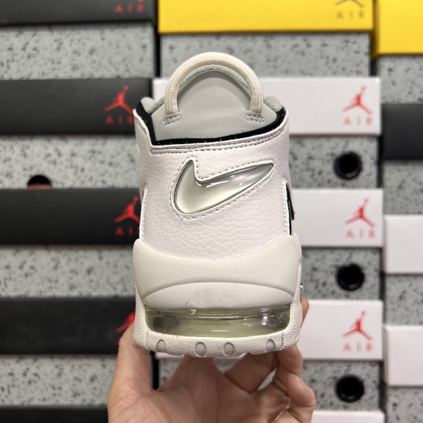 Nike AIR MORE UPTEMPO '96 FB3021-001 2