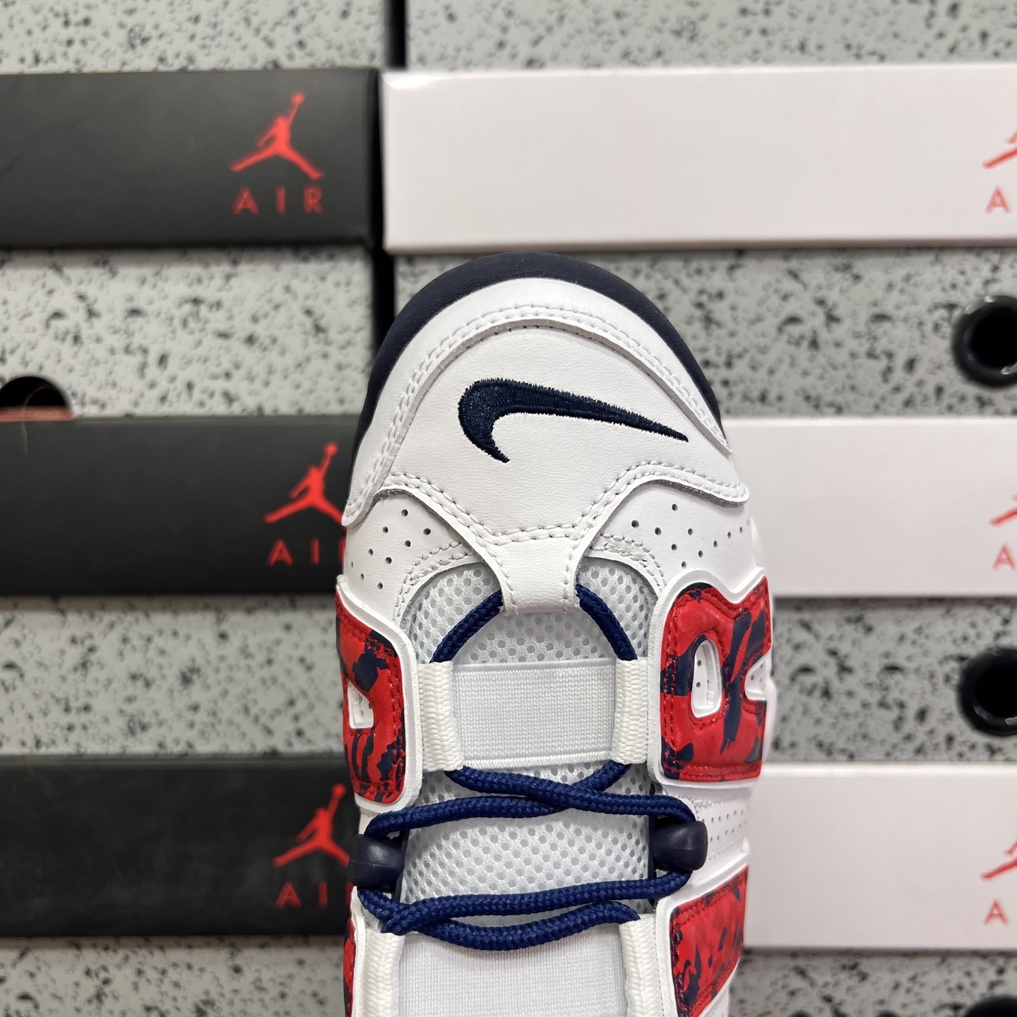 Nike AIR MORE UPTEMPO '96 CZ7885-100 3