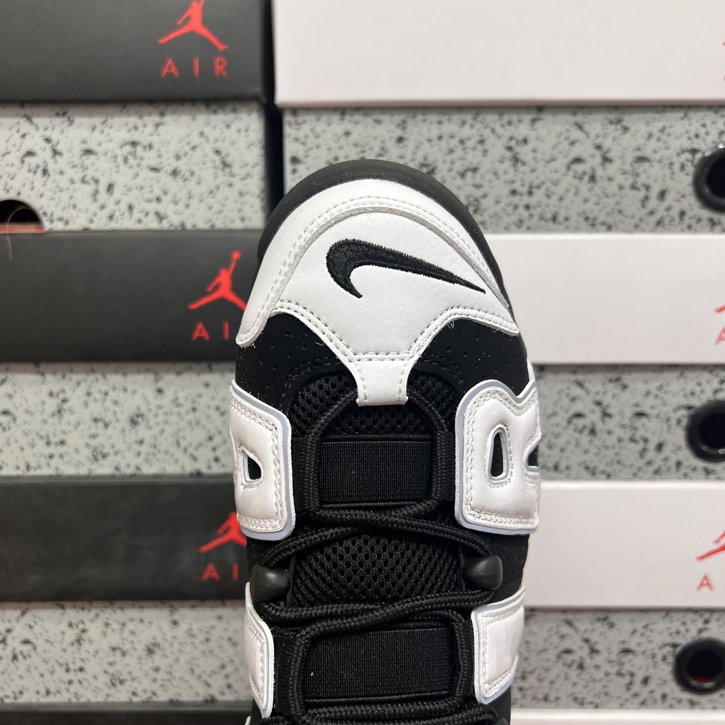 Nike AIR MORE UPTEMPO '96 2DV0819-001 3