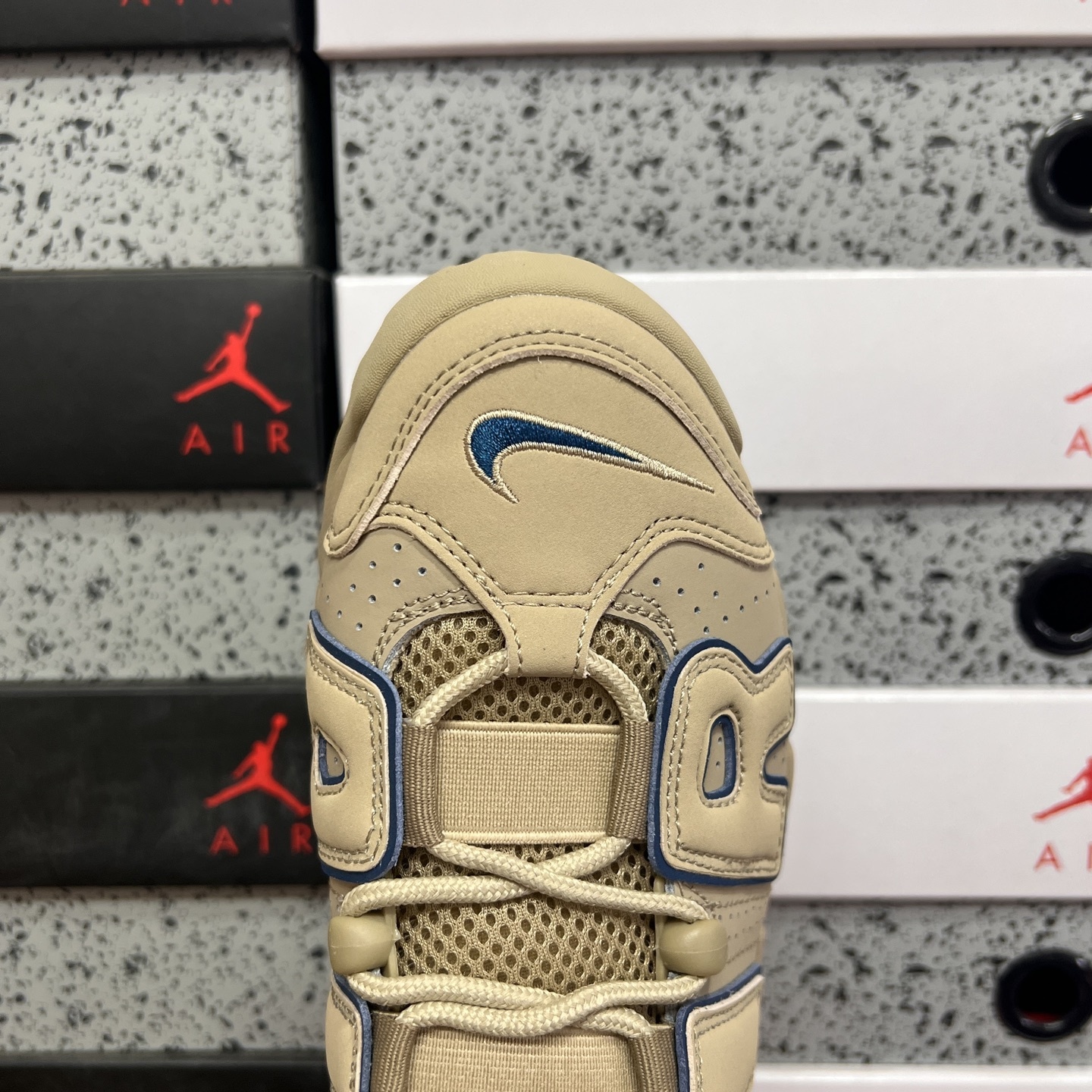 Nike AIR MORE UPTEMPO '96 DV6993-200 3