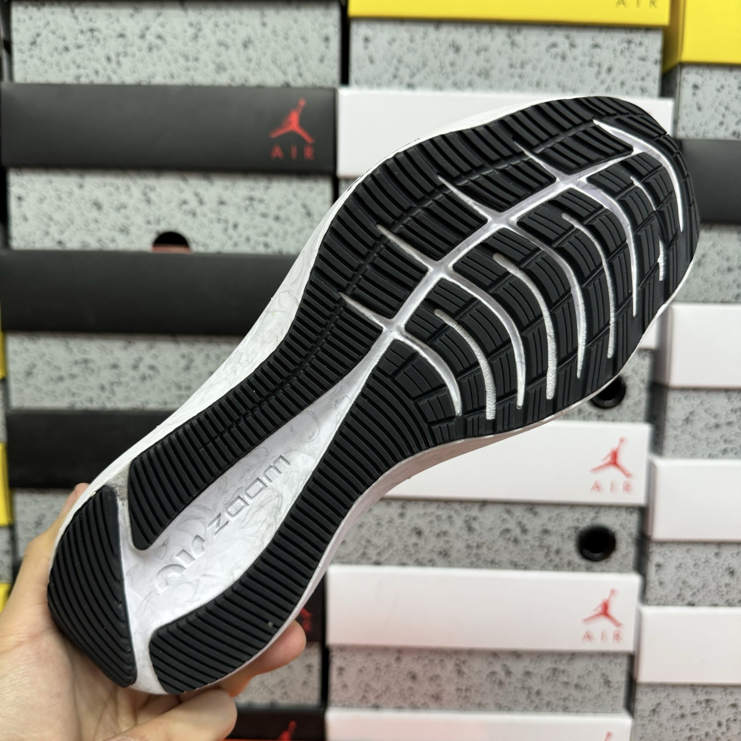 Nike ZOOM WINFLO 8 CW3416-009 2