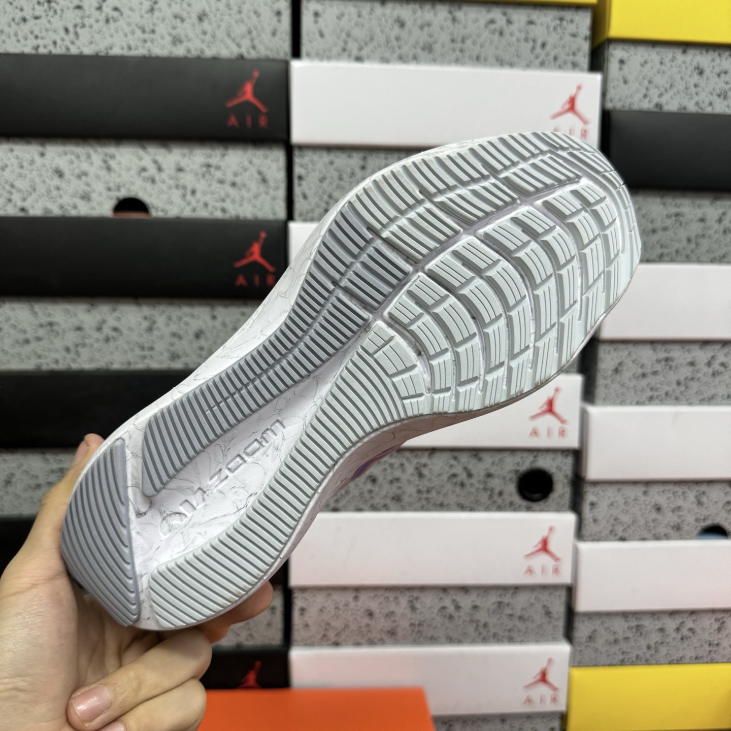 Nike ZOOM WINFLO 8 CW3421-102 2