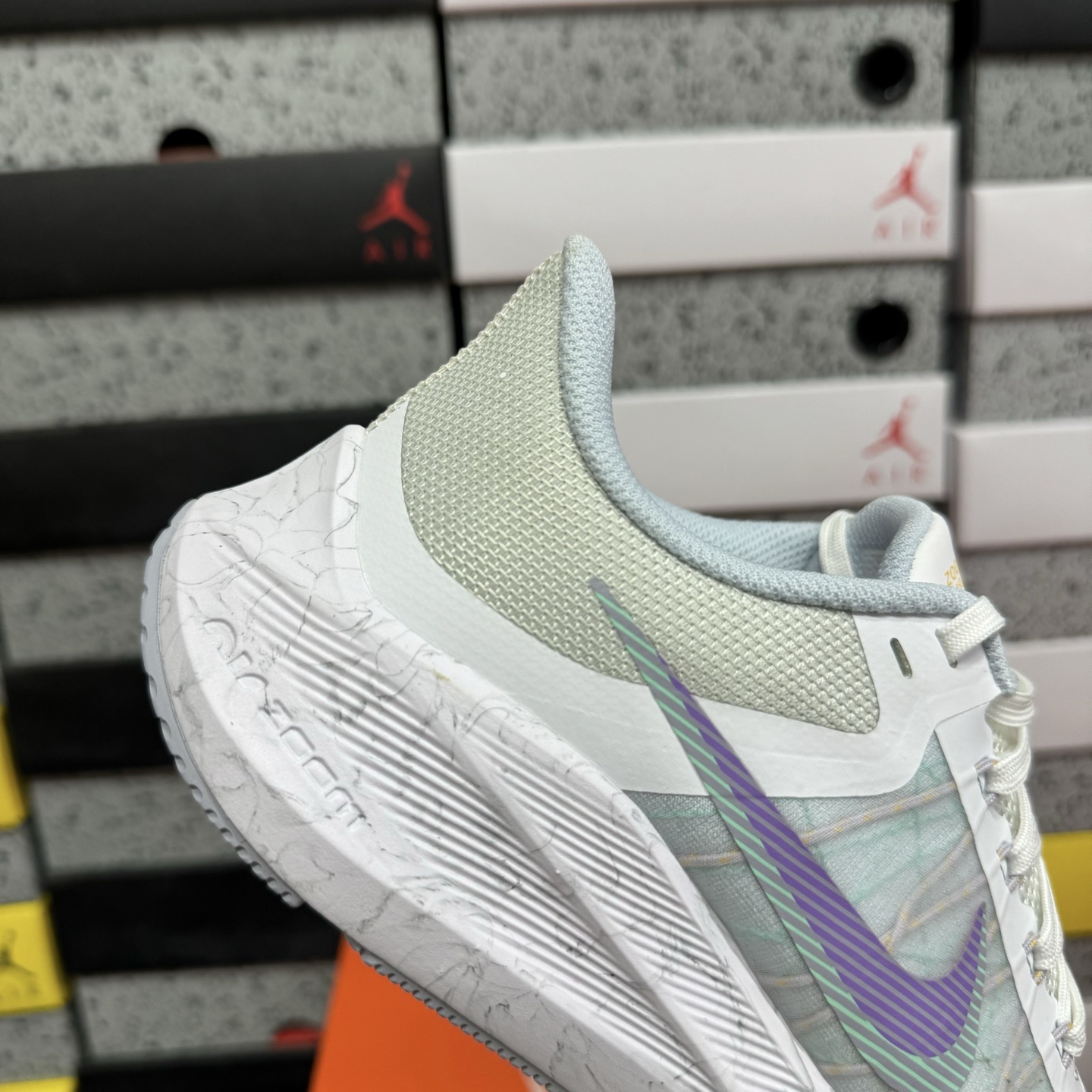 Nike ZOOM WINFLO 8 CW3421-102 3