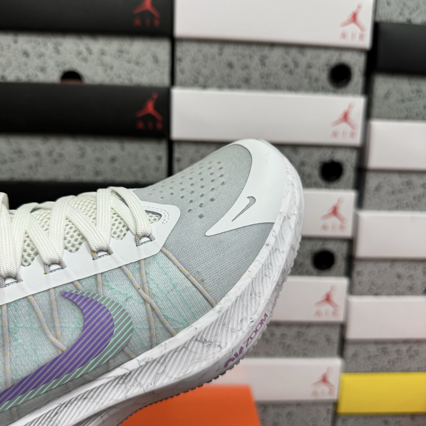 Nike ZOOM WINFLO 8 CW3421-102 4