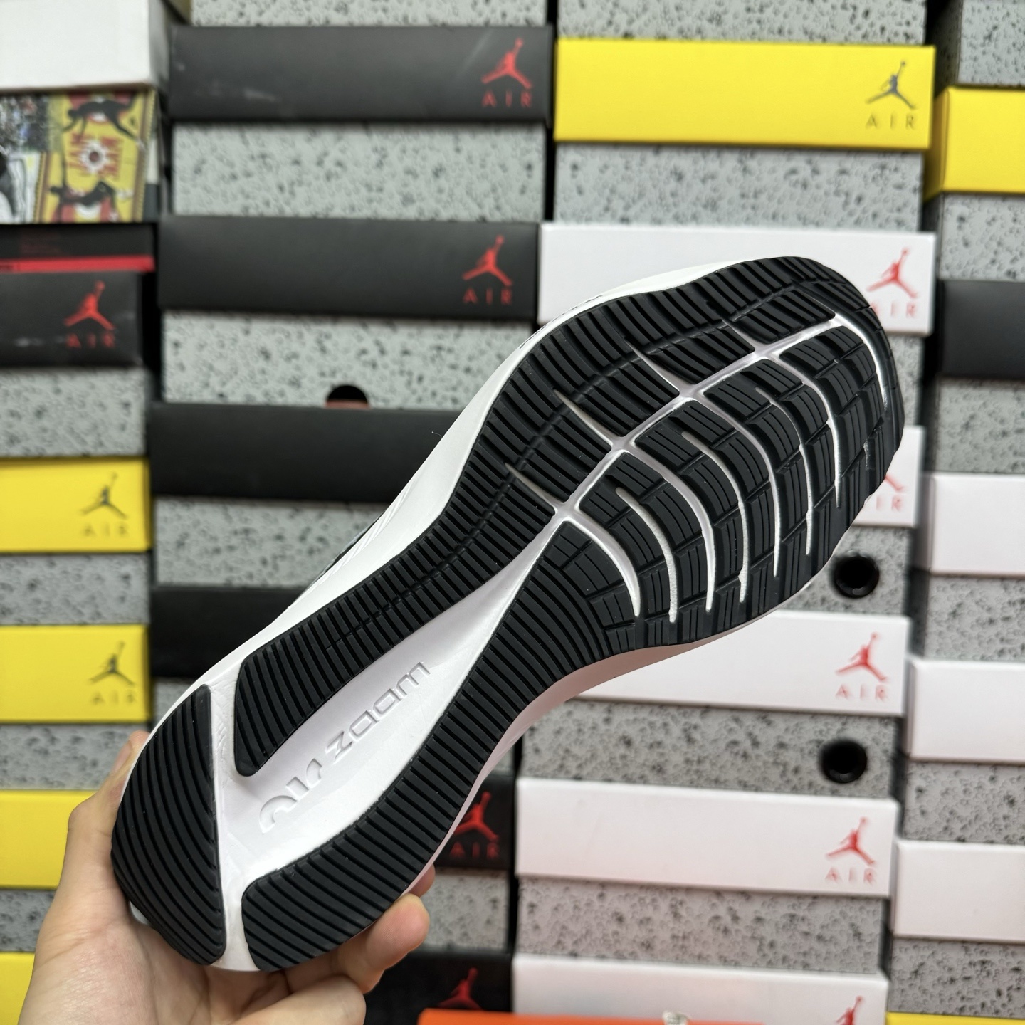 Nike ZOOM WINFLO 8 CW3419-006 2