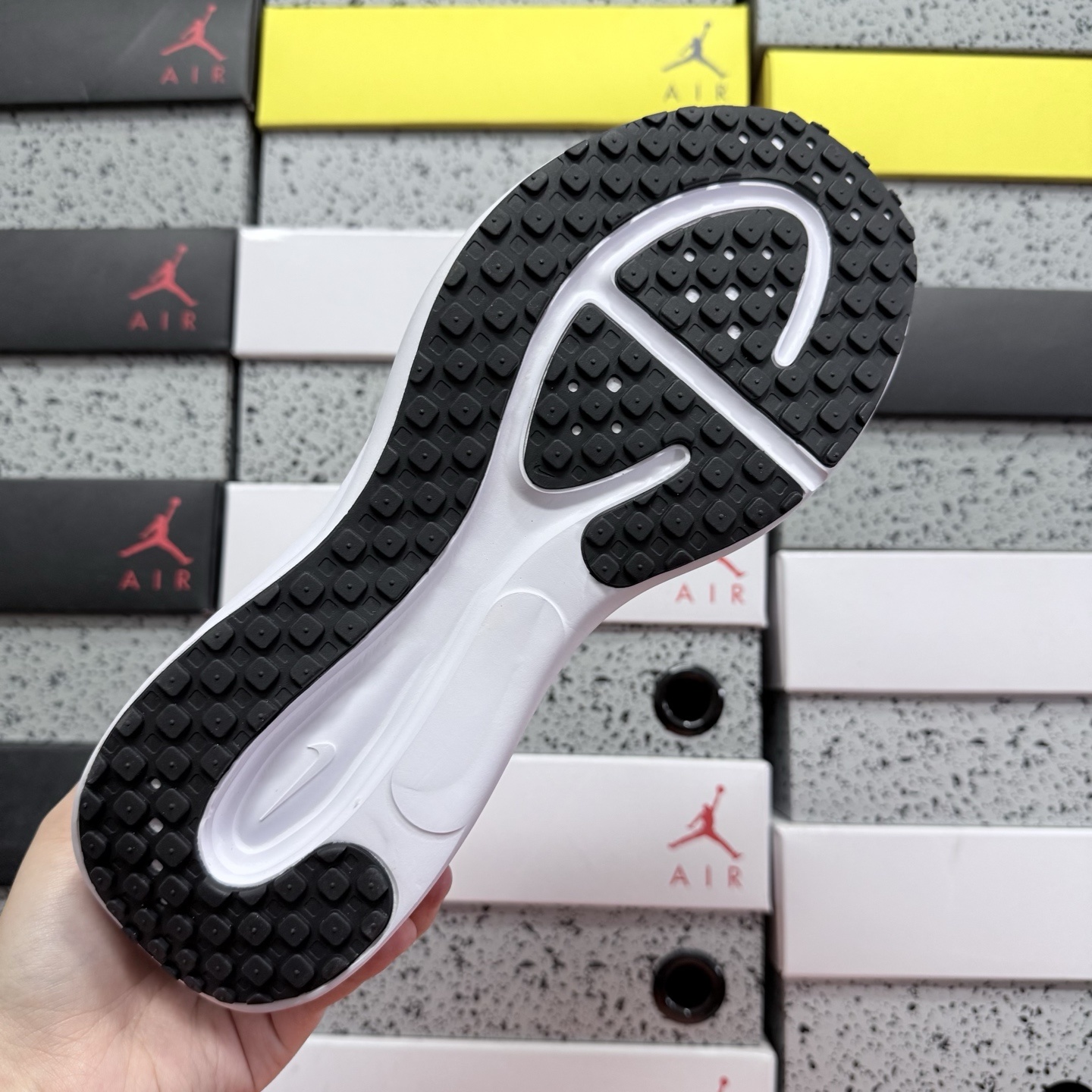 Nike ZOOM WINFLO 8 HJ9198-102 2
