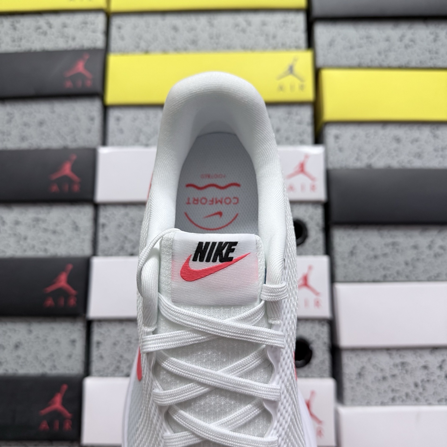 Nike ZOOM WINFLO 8 HJ9198-102 3