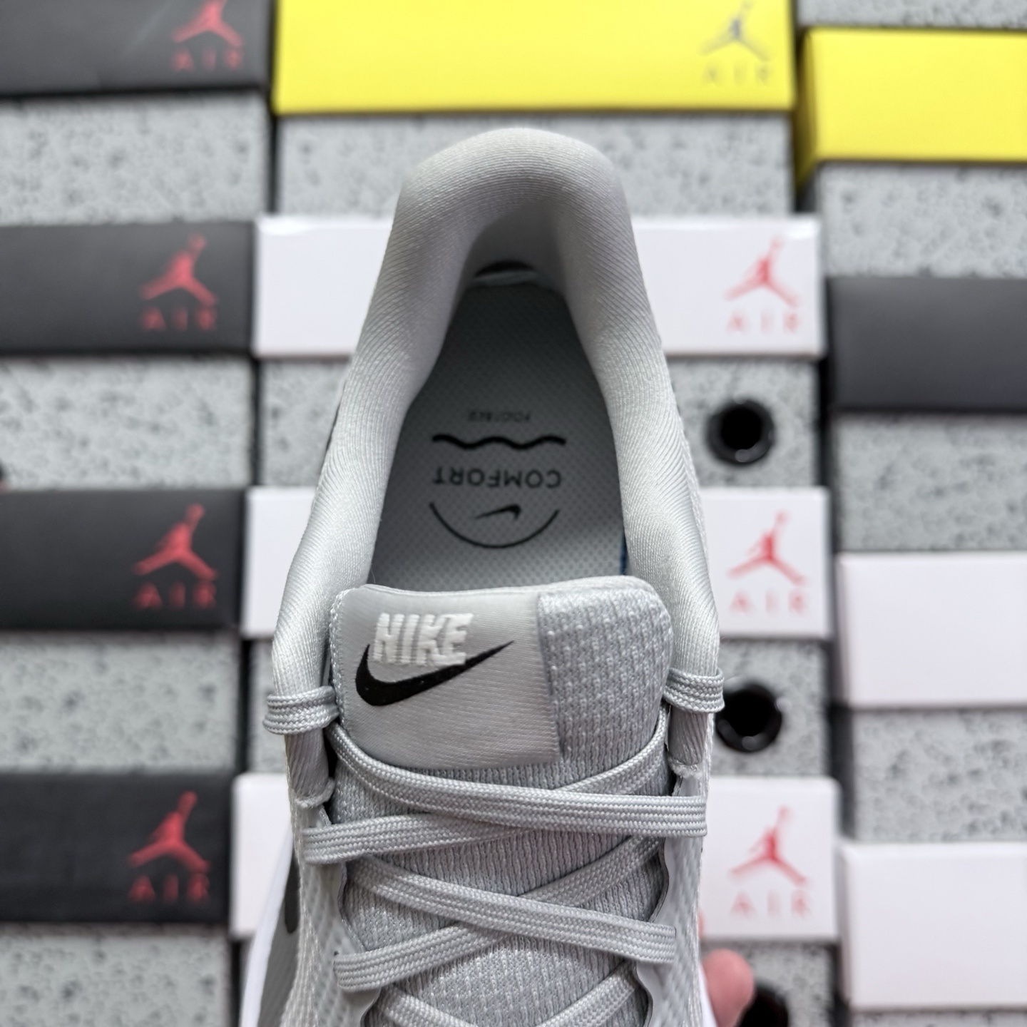 Nike ZOOM WINFLO 8 HJ9198-004 manufacturer view 3