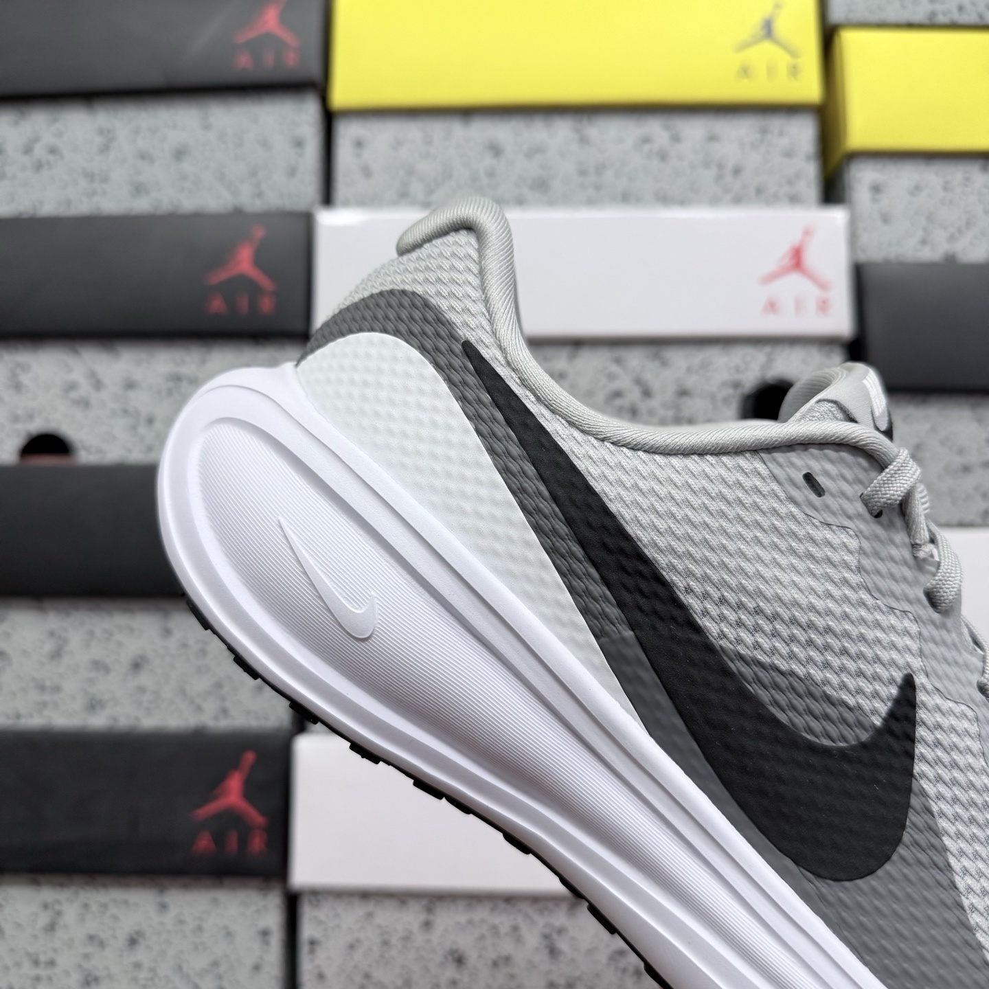 Nike ZOOM WINFLO 8 HJ9198-004 manufacturer view 4