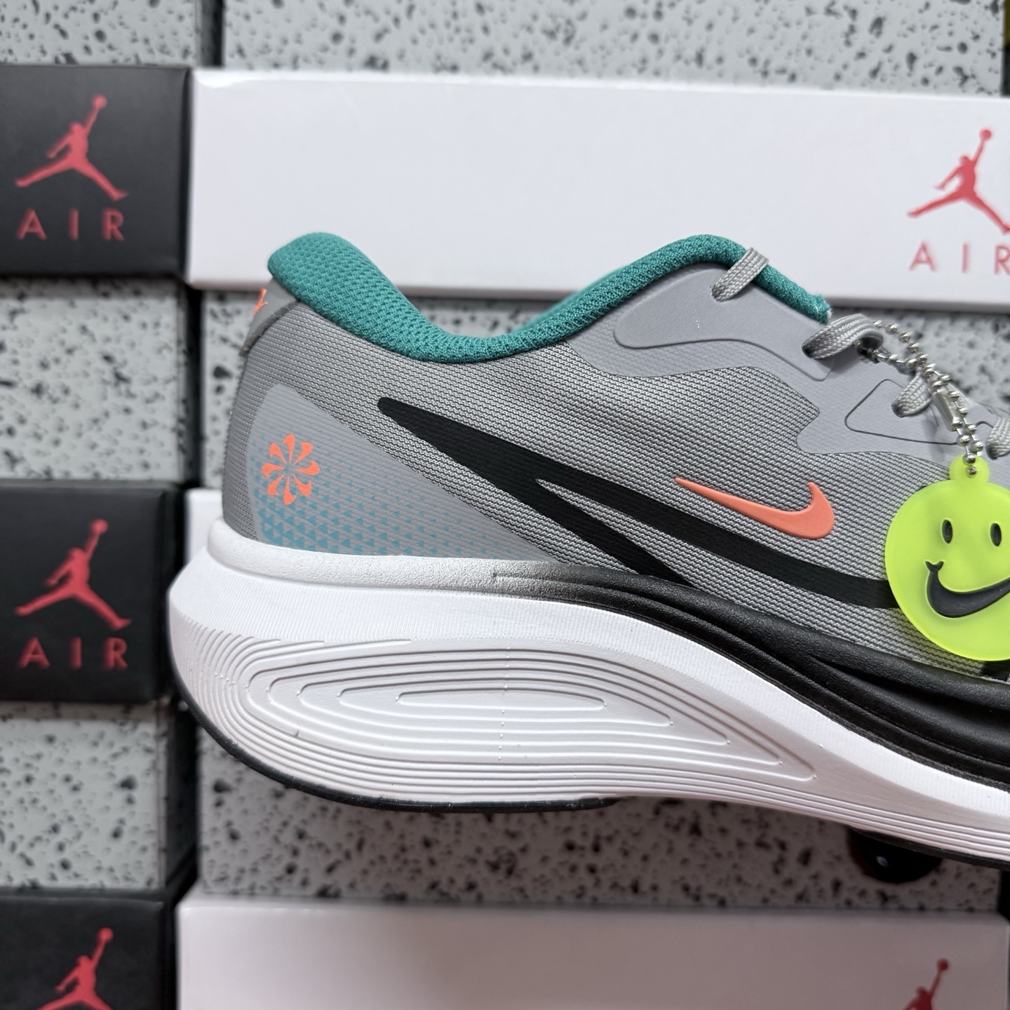 Nike AIR ALPHAZOOM FD2722-104 4