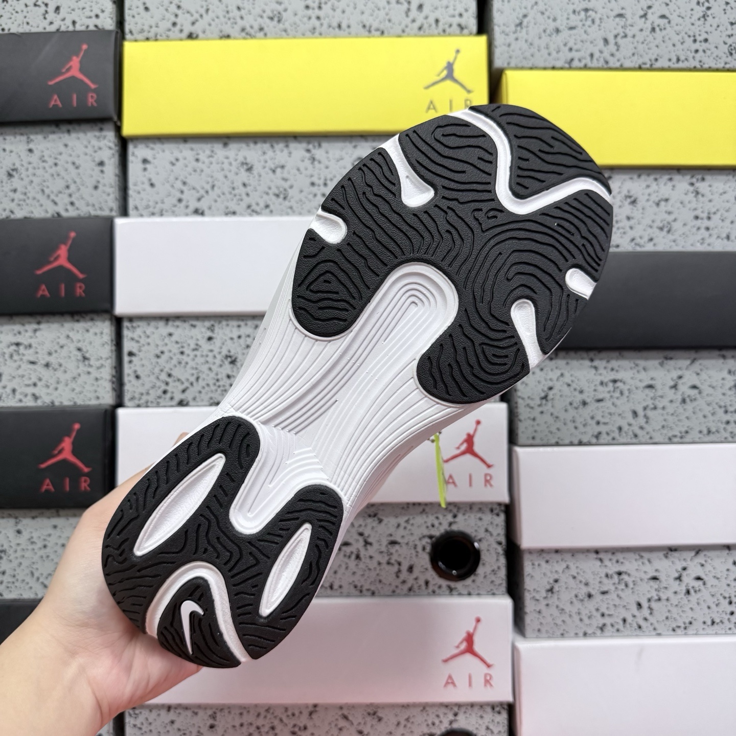 Nike AIR ALPHAZOOM FD2722-012 2