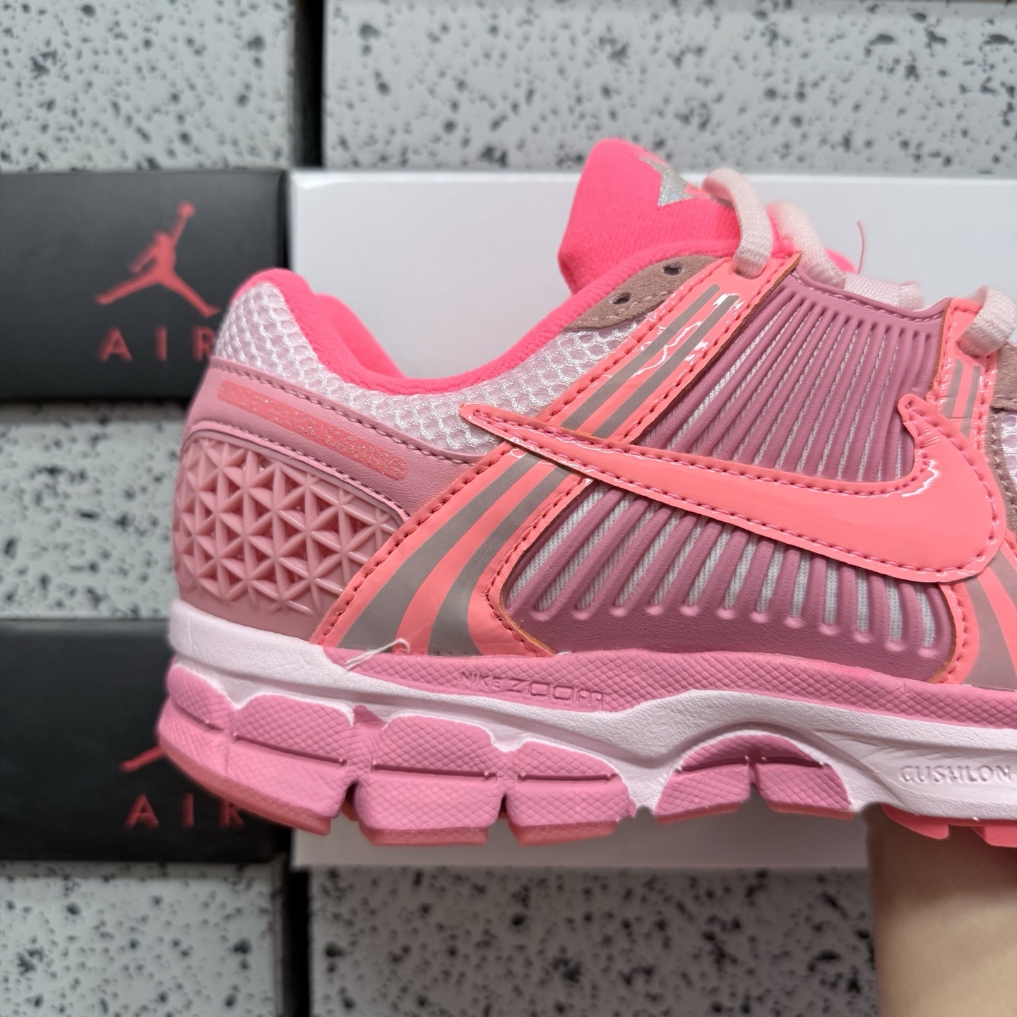 Nike Vomero5 FQ0257-666 4