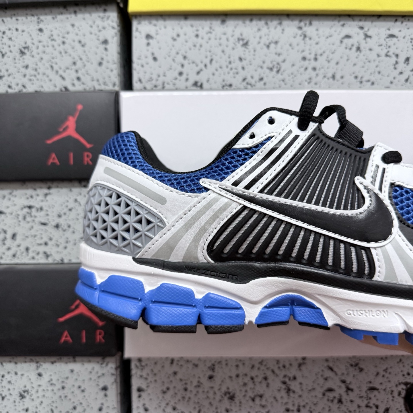 Nike Vomero5 CI1694-100 4