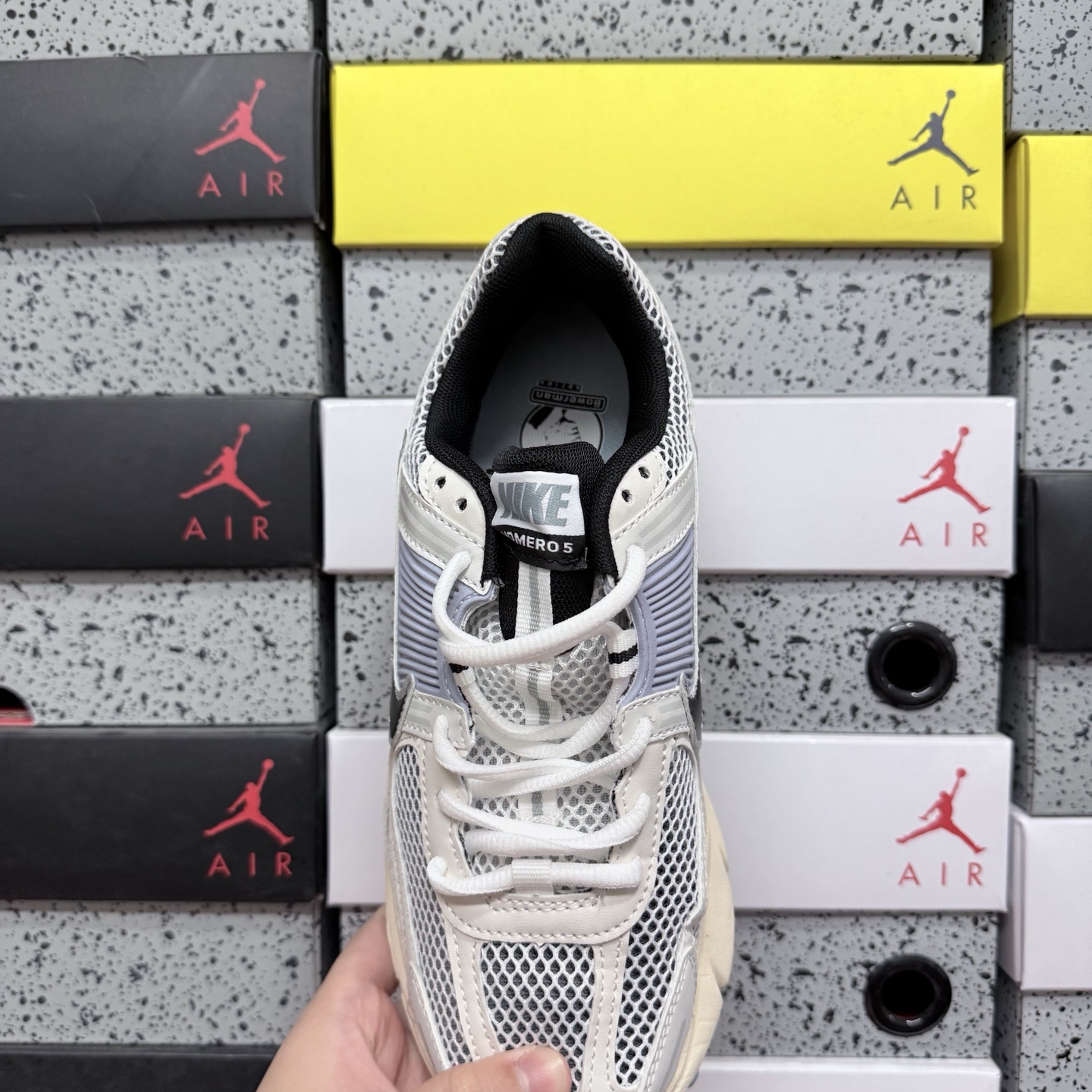 Nike Vomero5 FQ7079-001 manufacturer view 3