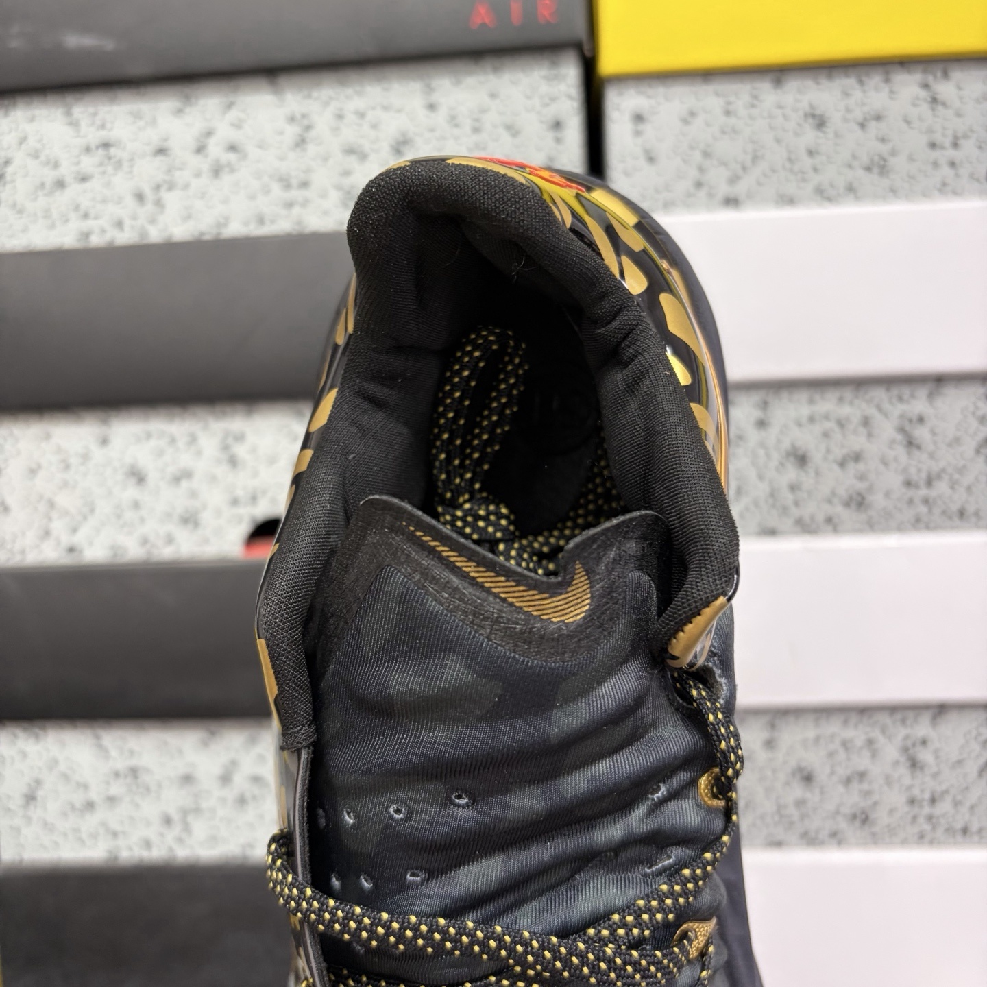 Nike AIR ZOOM G.T.CUT 4 IQ2606-900 3