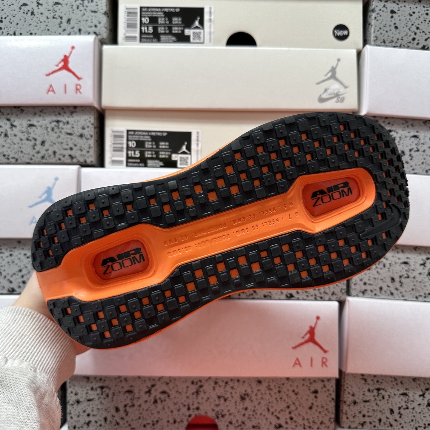 Nike VOMERO PREMIUM HQ2050-660 2